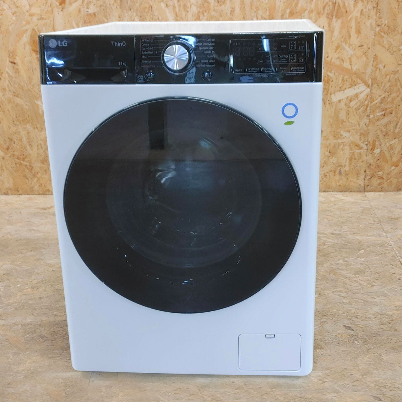 Lavatrice LG F4R7511TSWB Carica frontale 11 kg 1400 Giri/min Bianco