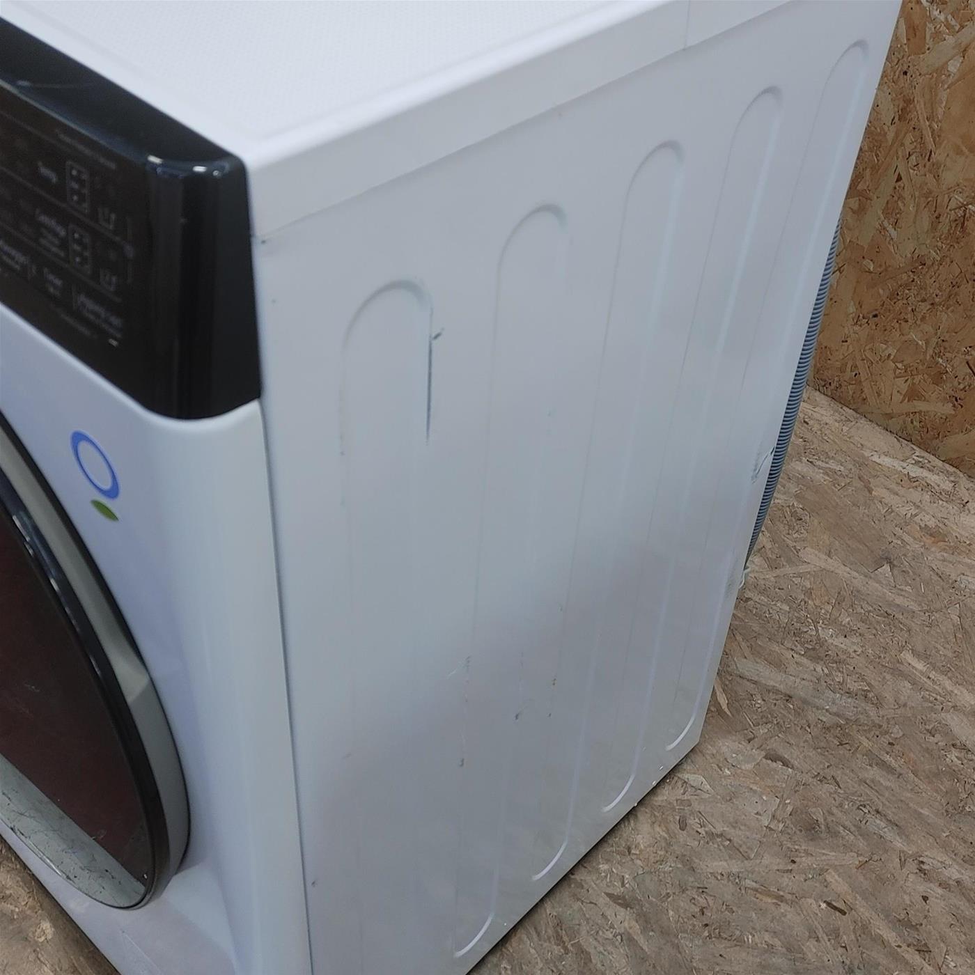 Lavatrice LG F4R7511TSWB Carica frontale 11 kg 1400 Giri/min Bianco