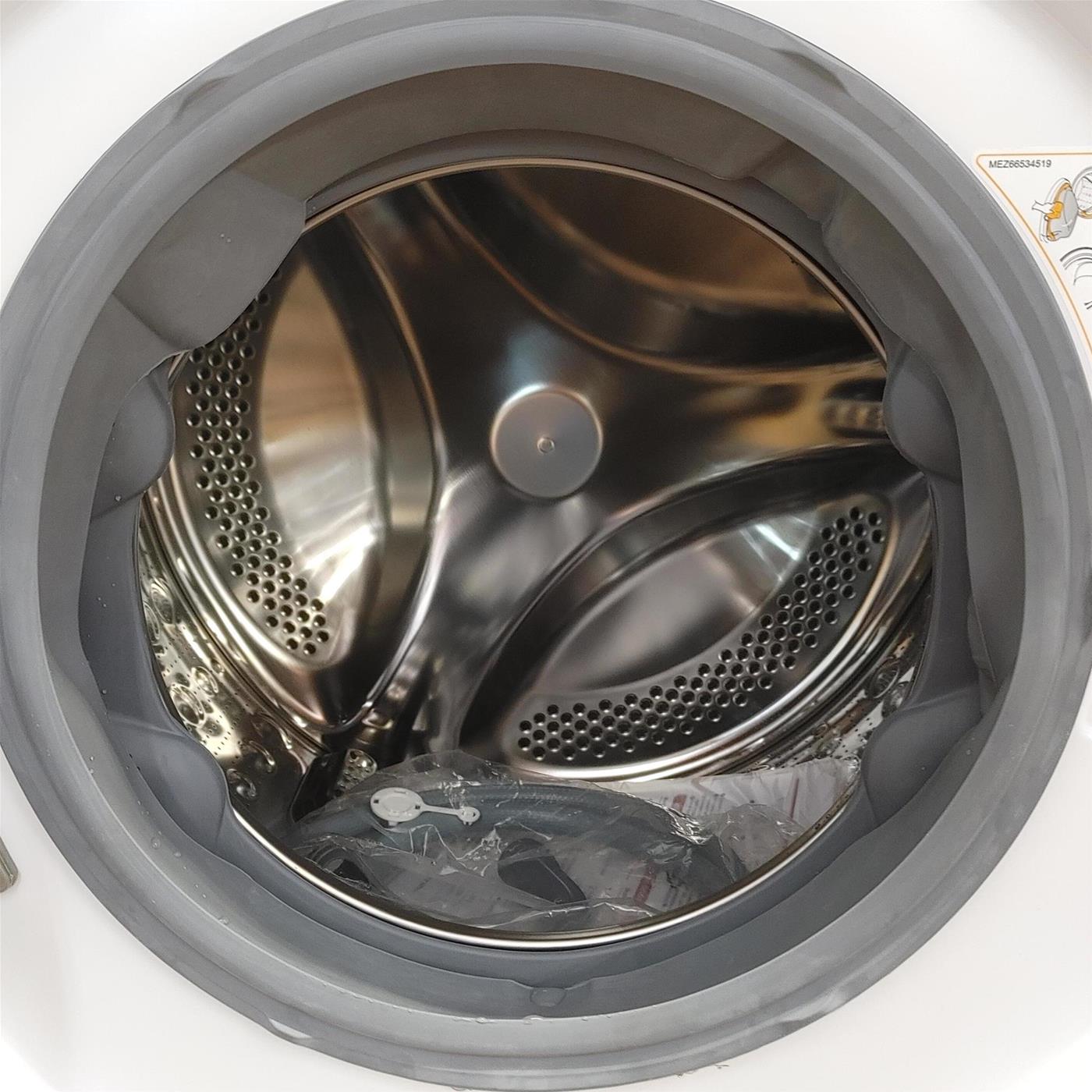 Lavatrice LG F4R7511TSWB Carica frontale 11 kg 1400 Giri/min Bianco