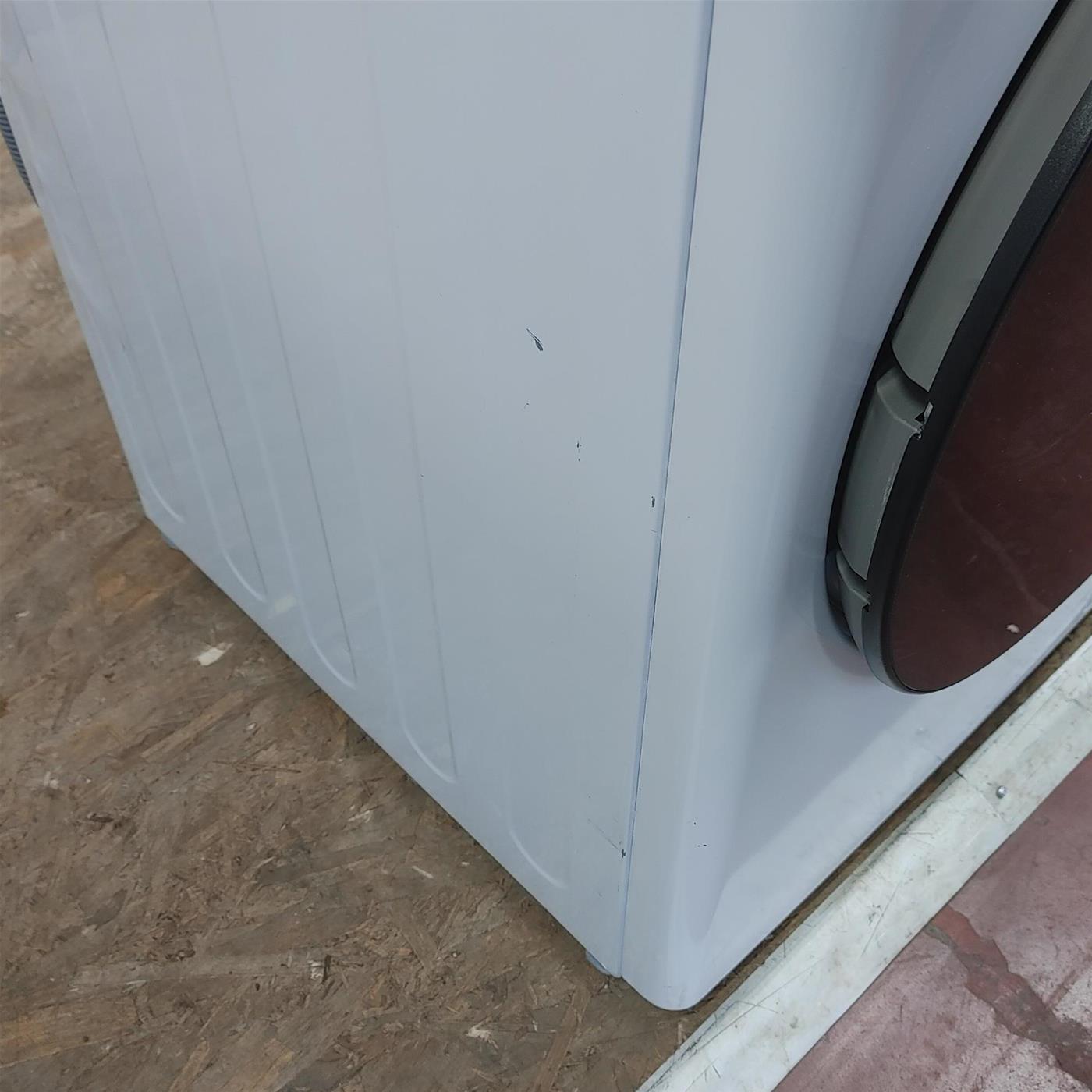 LG F4WV510SAE lavatrice Caricamento frontale 10,5 kg 1400 Giri/min A Bianco