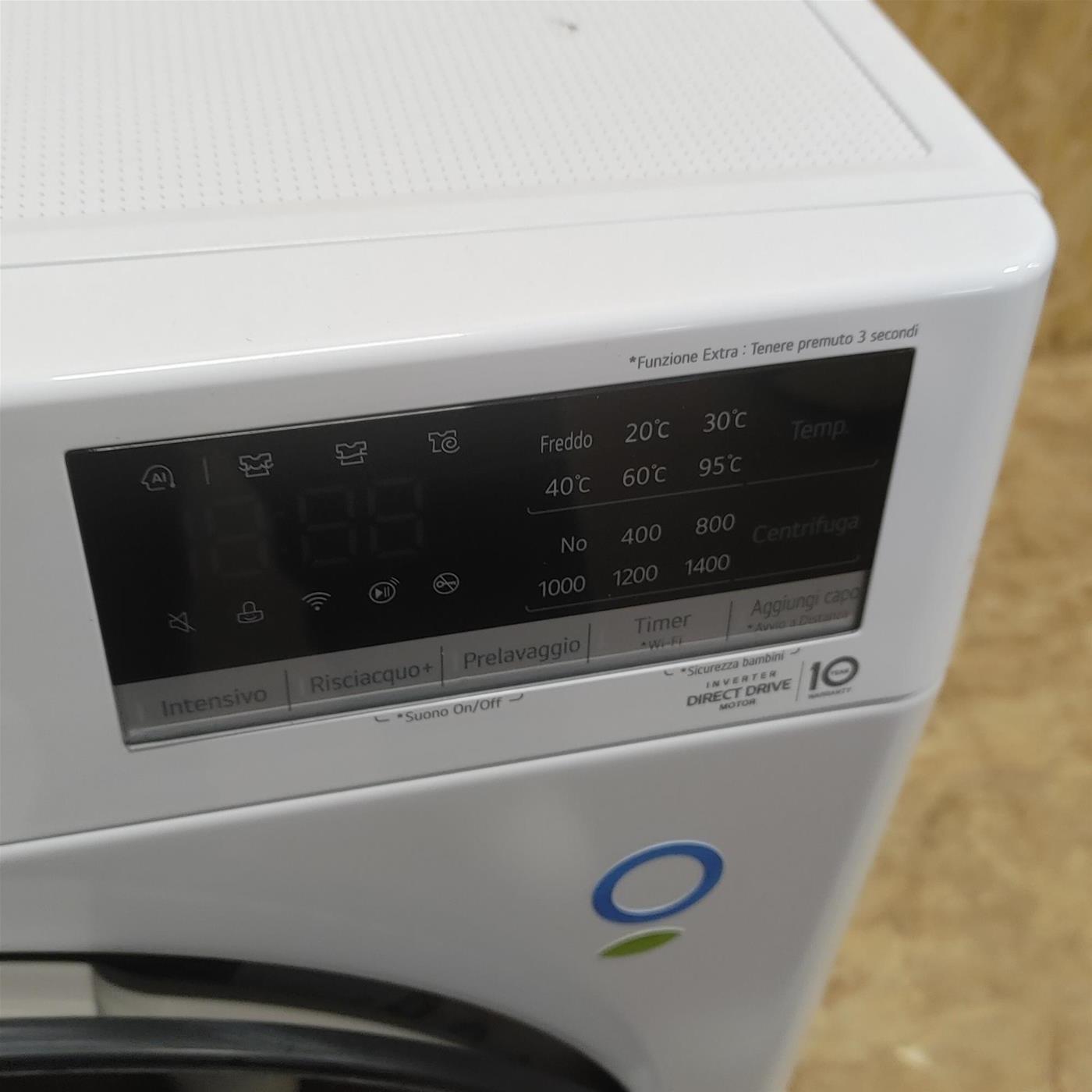 LG F4WV510SAE lavatrice Caricamento frontale 10,5 kg 1400 Giri/min A Bianco