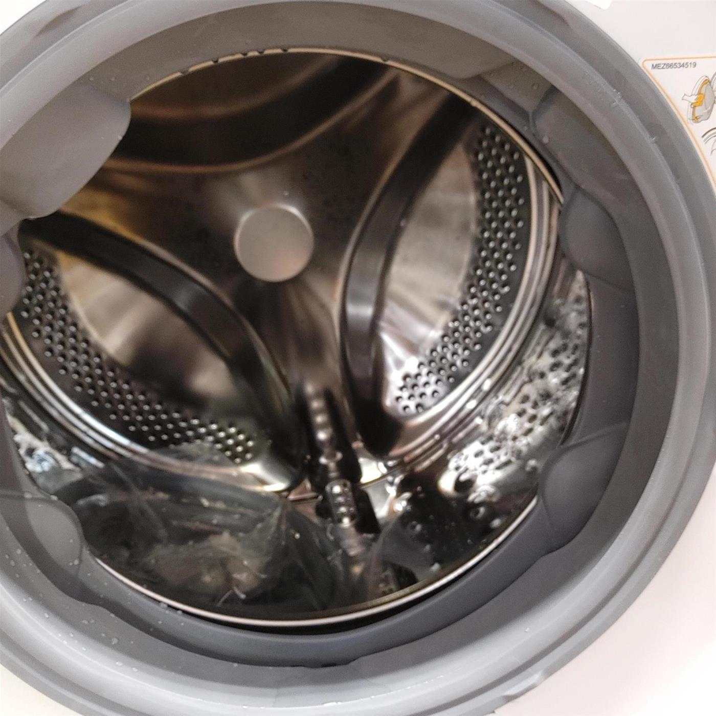 LG F4WV510SAE lavatrice Caricamento frontale 10,5 kg 1400 Giri/min A Bianco