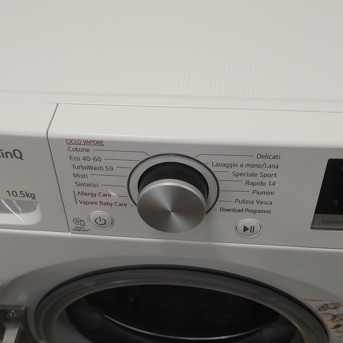LG F4WV510SAE lavatrice Caricamento frontale 10,5 kg 1400 Giri/min A Bianco
