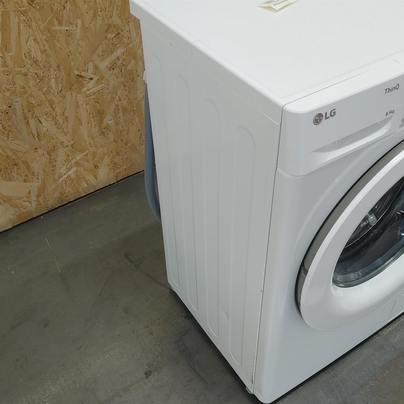 Lavatrice LG F2WV308NEW3 Carica frontale 8,5 kg 1200 Giri/min Bianco