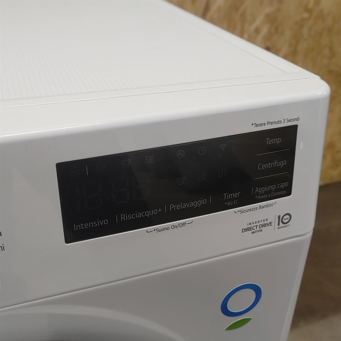 Lavatrice LG F2WV308NEW3 Carica frontale 8,5 kg 1200 Giri/min Bianco