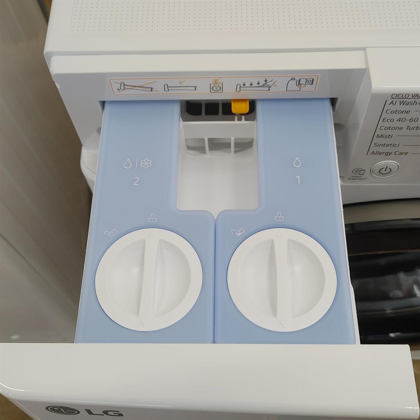 Lavatrice LG F4R3509NSWB Carica frontale 9 kg 1400 Giri/min Bianco