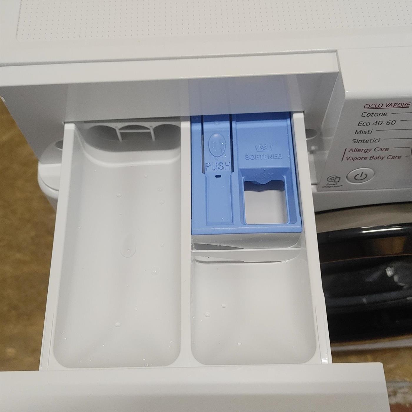 Lavatrice LG F2WV308S6AW Carica frontale 8,5 kg 1170 Giri/min Bianco