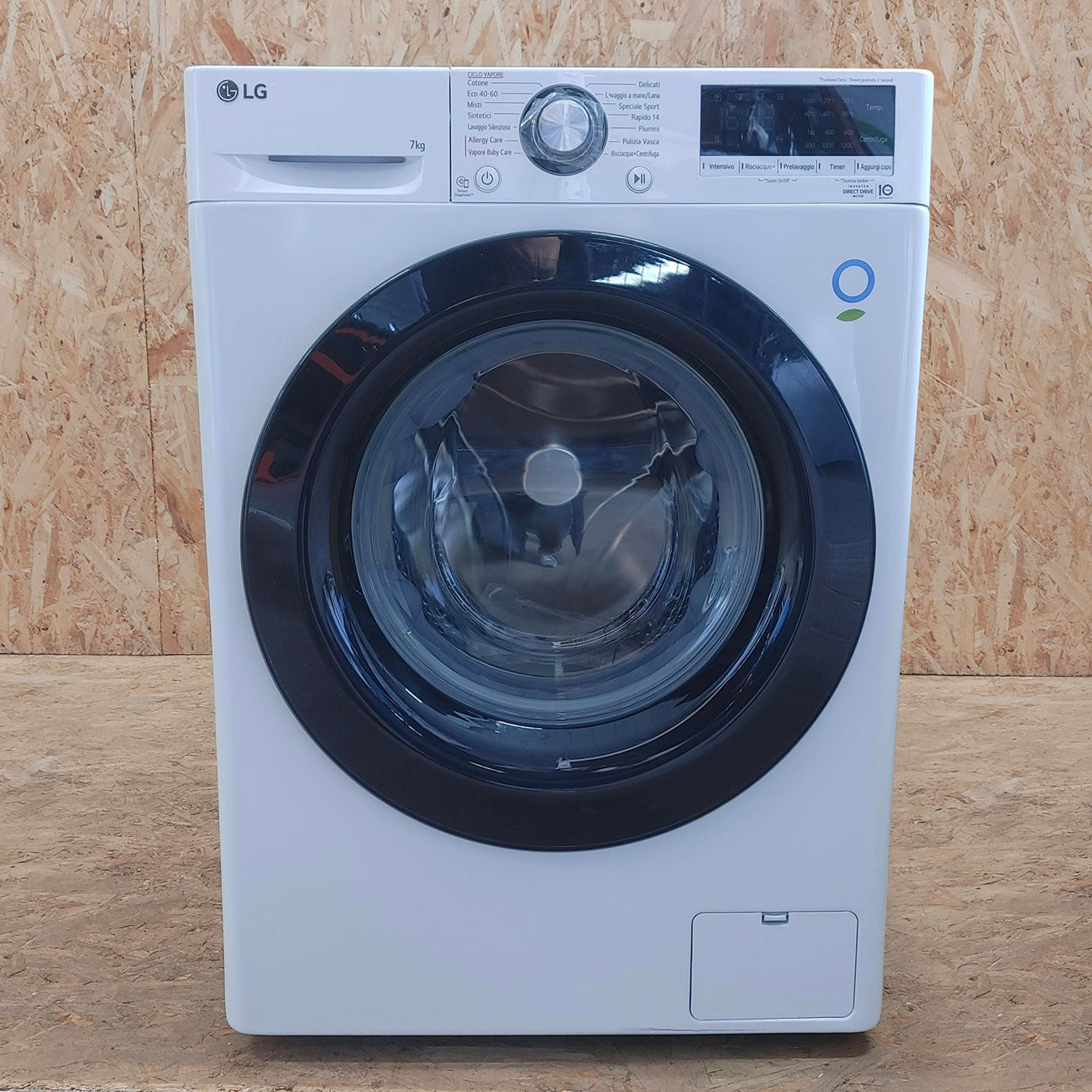 Lavatrice LG F2WV3S7S6E Carica frontale 7 kg 1200 Giri/min Bianco