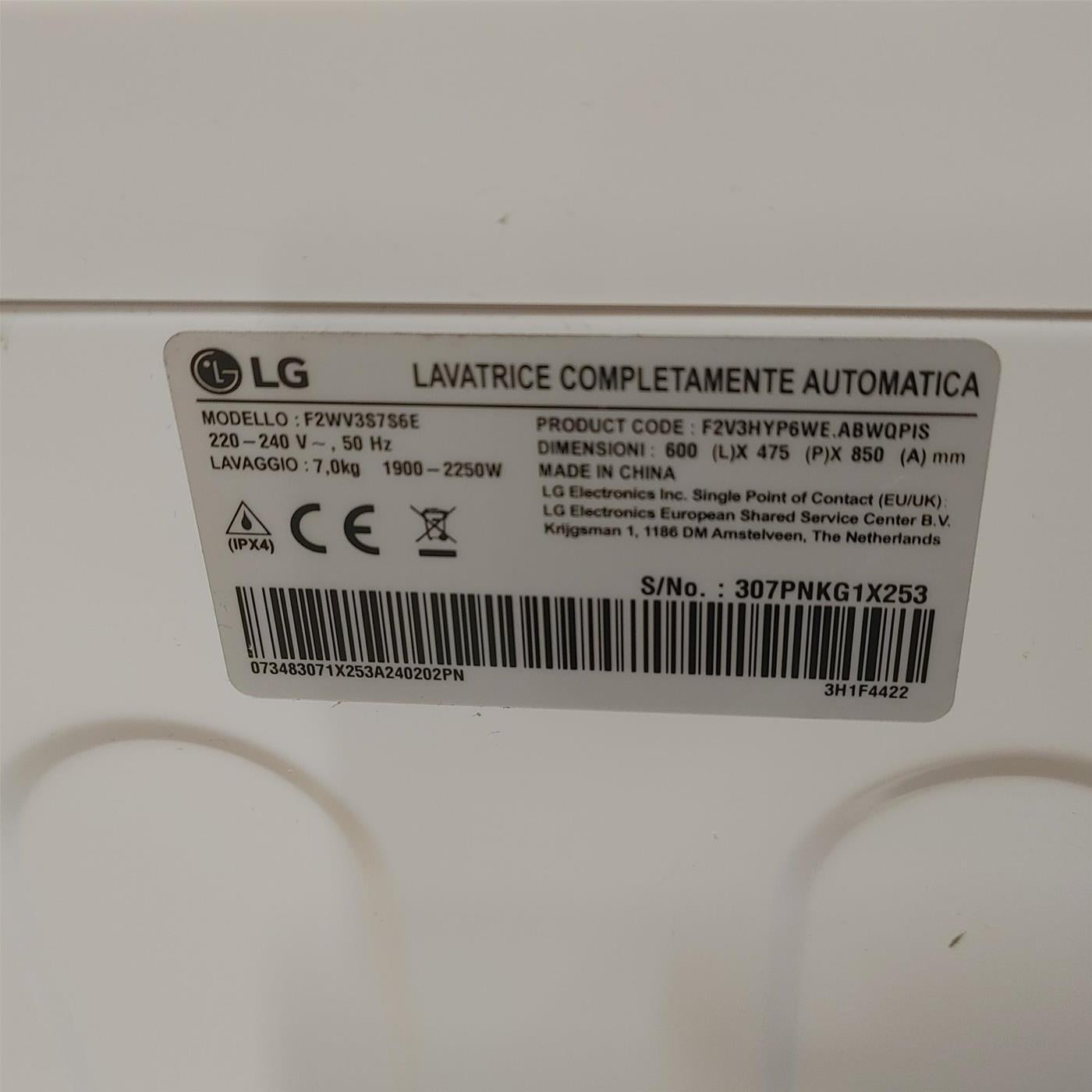 Lavatrice LG F2WV3S7S6E Carica frontale 7 kg 1200 Giri/min Bianco