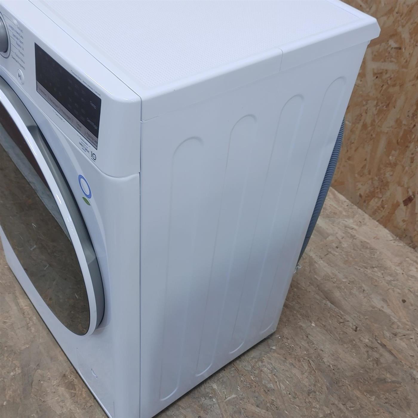 Lavatrice LG F2WV5S8S0E Caricamento frontale 8,5 kg 1200 Giri/min Bianco