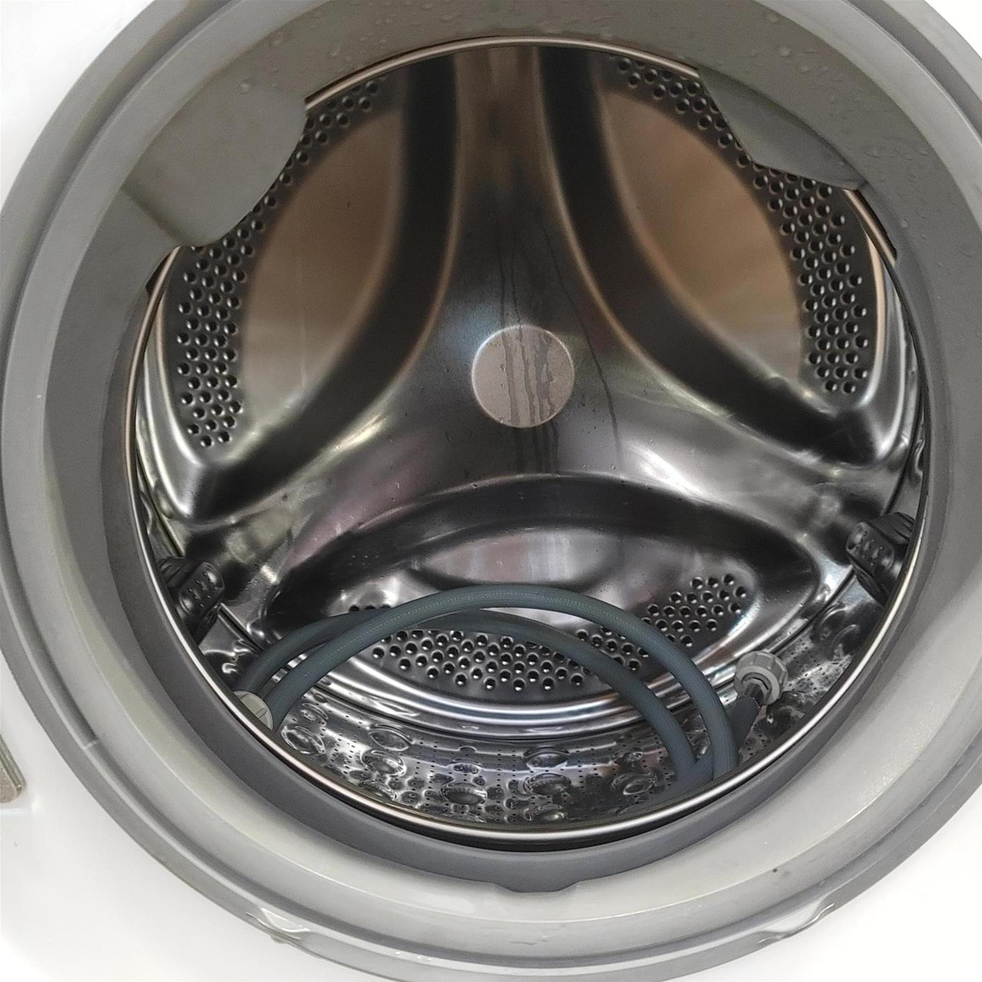 Lavatrice LG F4WV309S4E Carica frontale 9 kg 1400 Giri/min Bianco