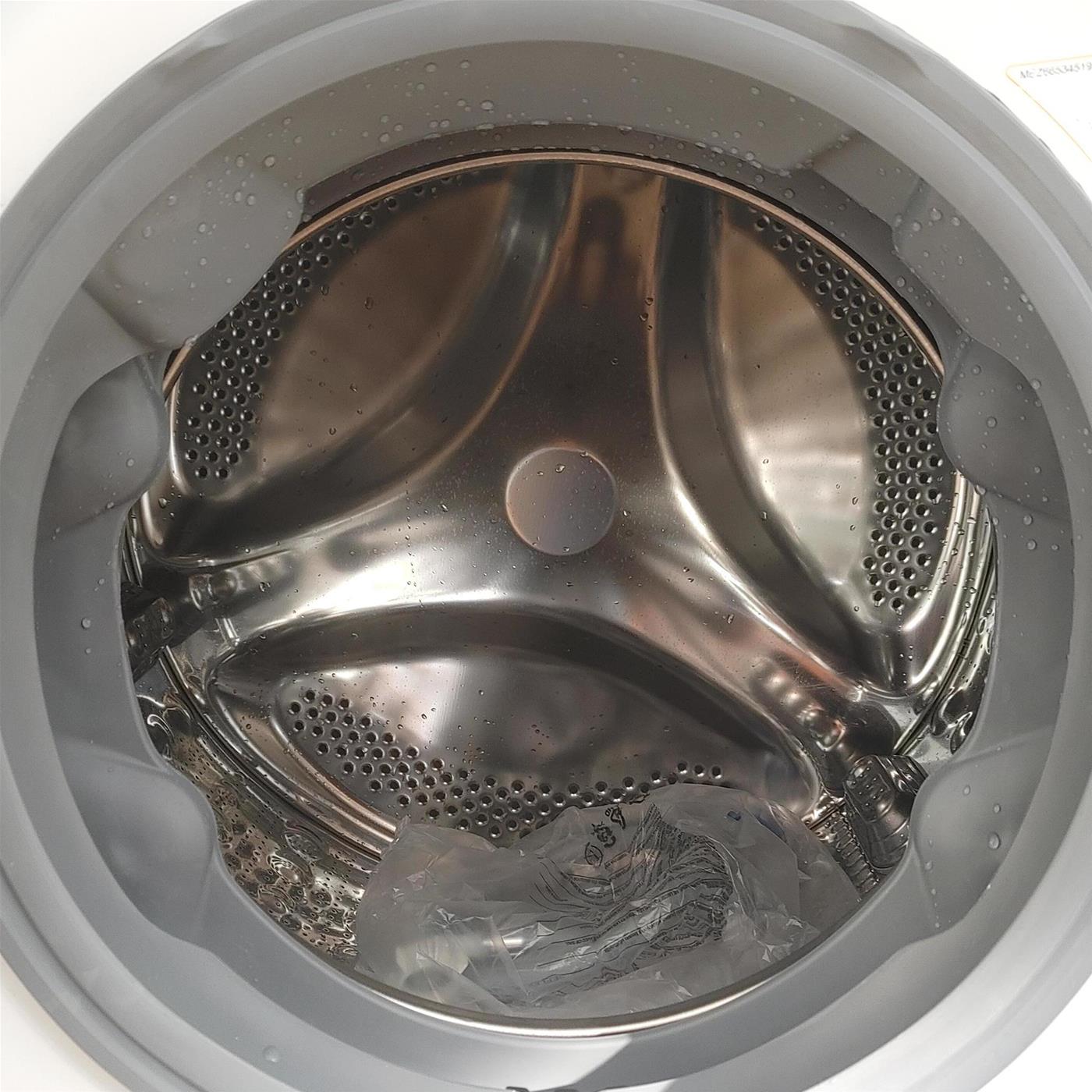 LG F4WV310SAE lavatrice Caricamento frontale 10,5 kg 1400 Giri/min A Bianco