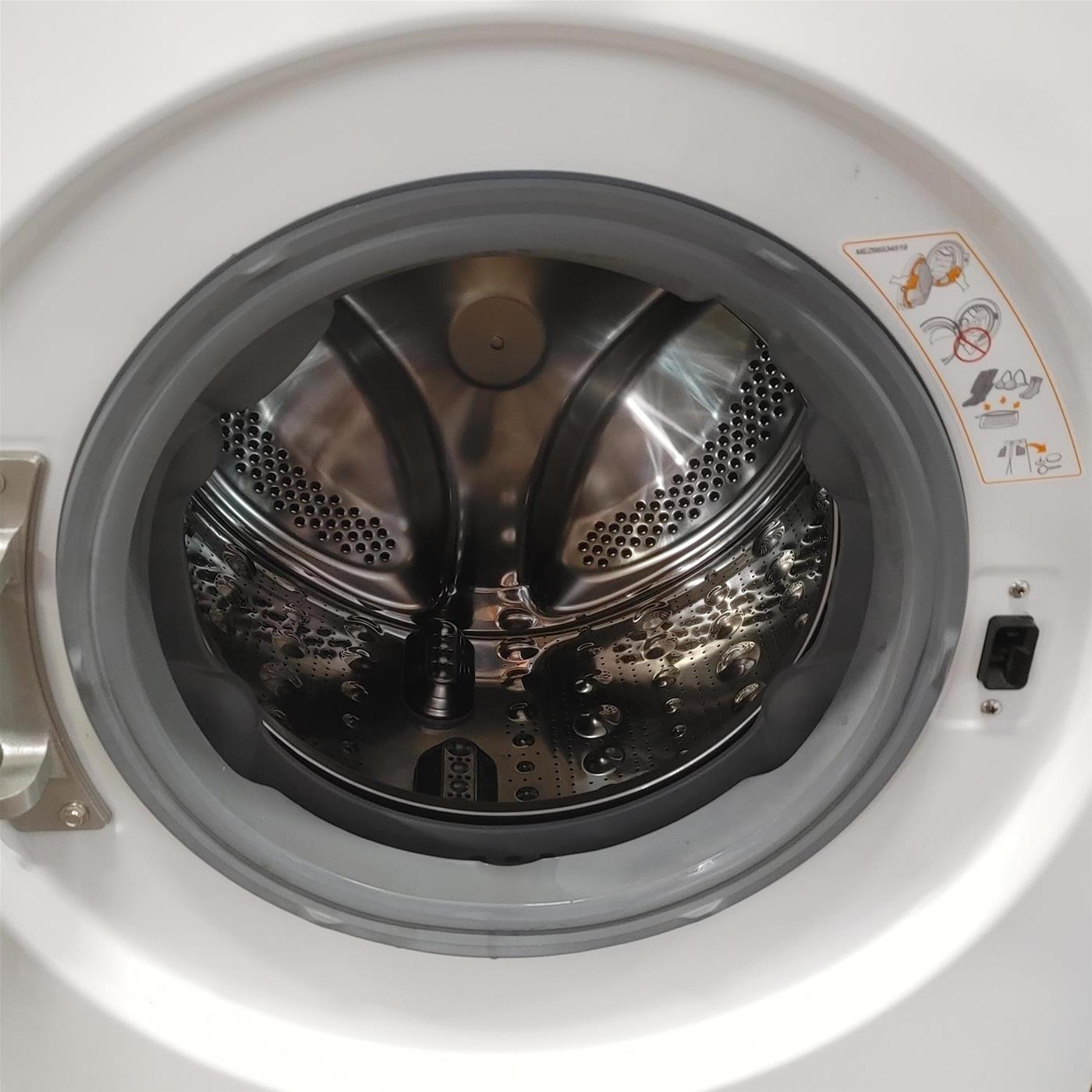 LG F4WV509S0EA Lavatrice 9kg AI DD, Classe B, 1400 giri, TurboWash, Autodosaggio