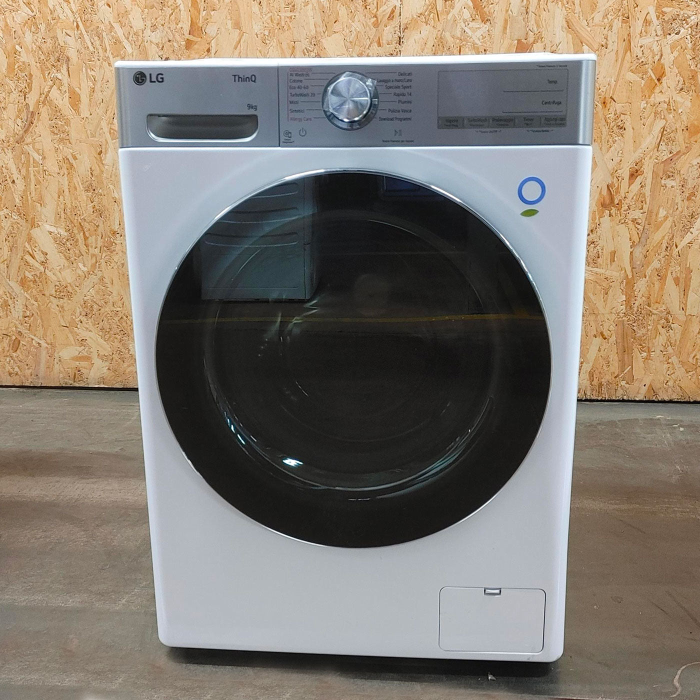 Lavatrice LG F4R9009TPWC Carica frontale 9 kg 1400 Giri/min Bianco