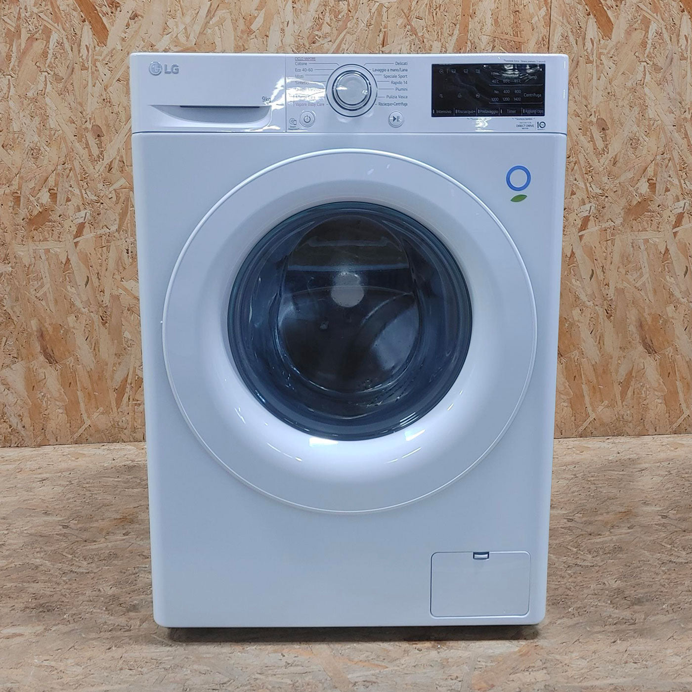 Lavatrice LG F4WV309S3AA Carica frontale 9 kg 1400 Giri/min Bianco