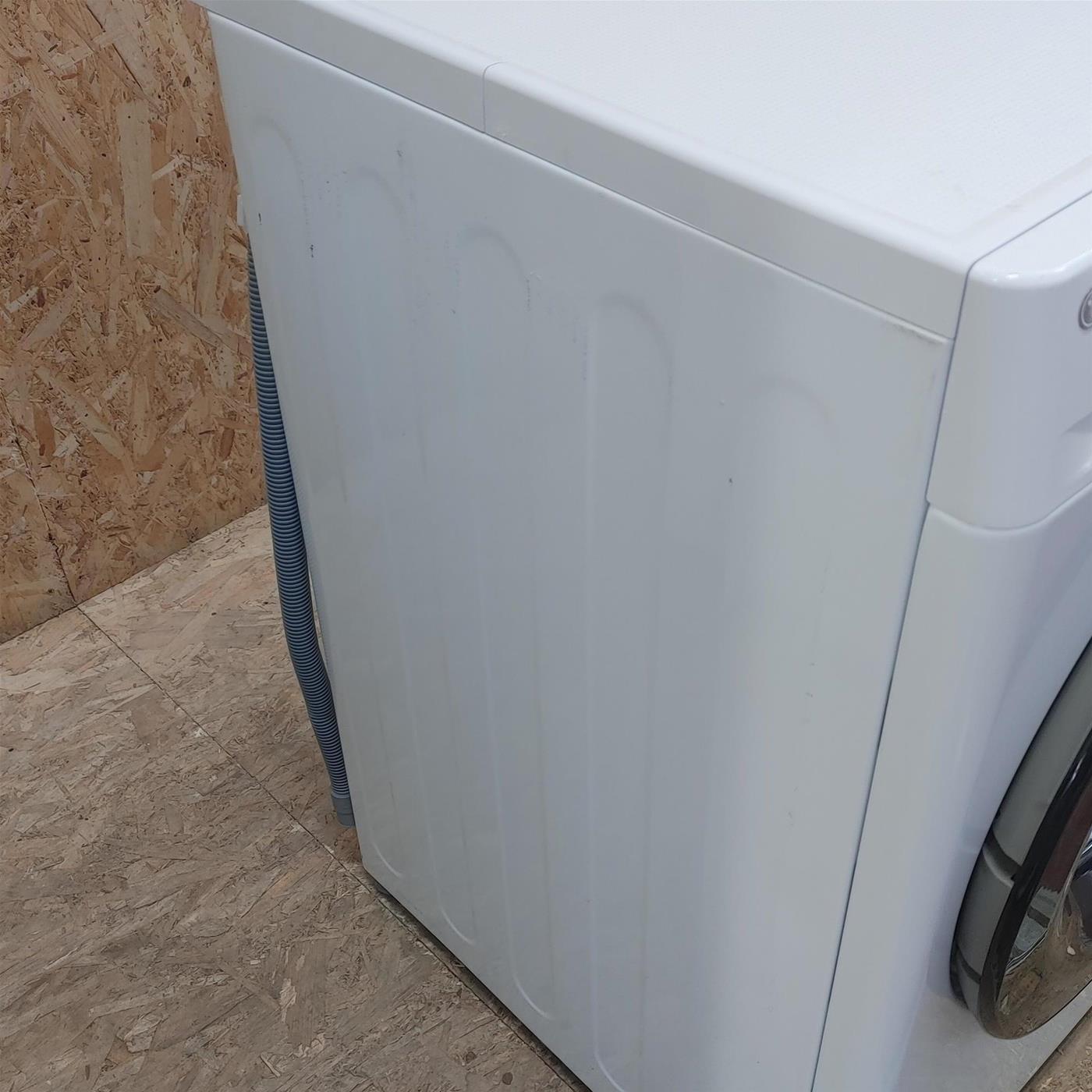 Lavatrice LG F4WV309SAE Carica frontale 9 kg 1400 Giri/min Bianco