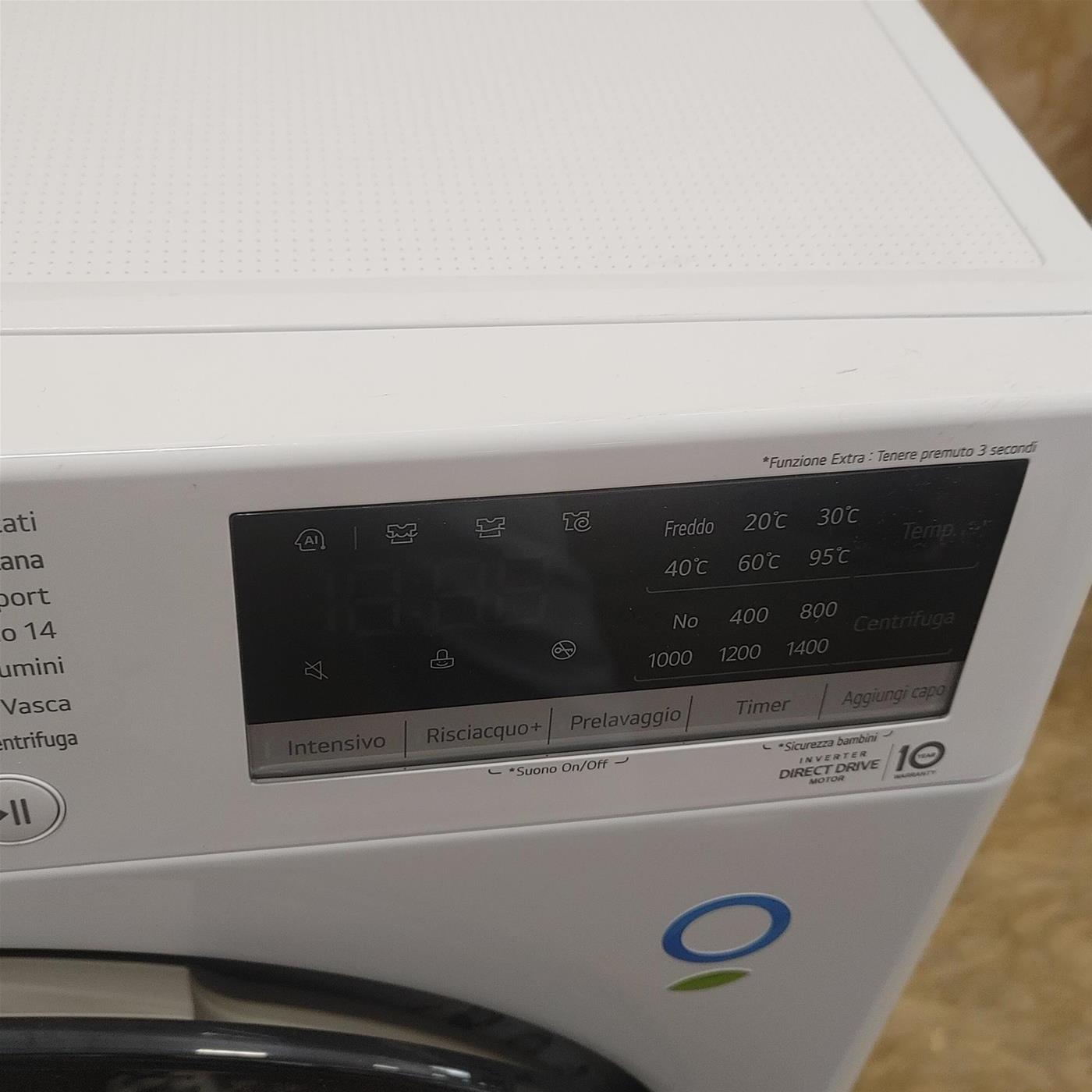 Lavatrice LG F4WV309SAE Carica frontale 9 kg 1400 Giri/min Bianco