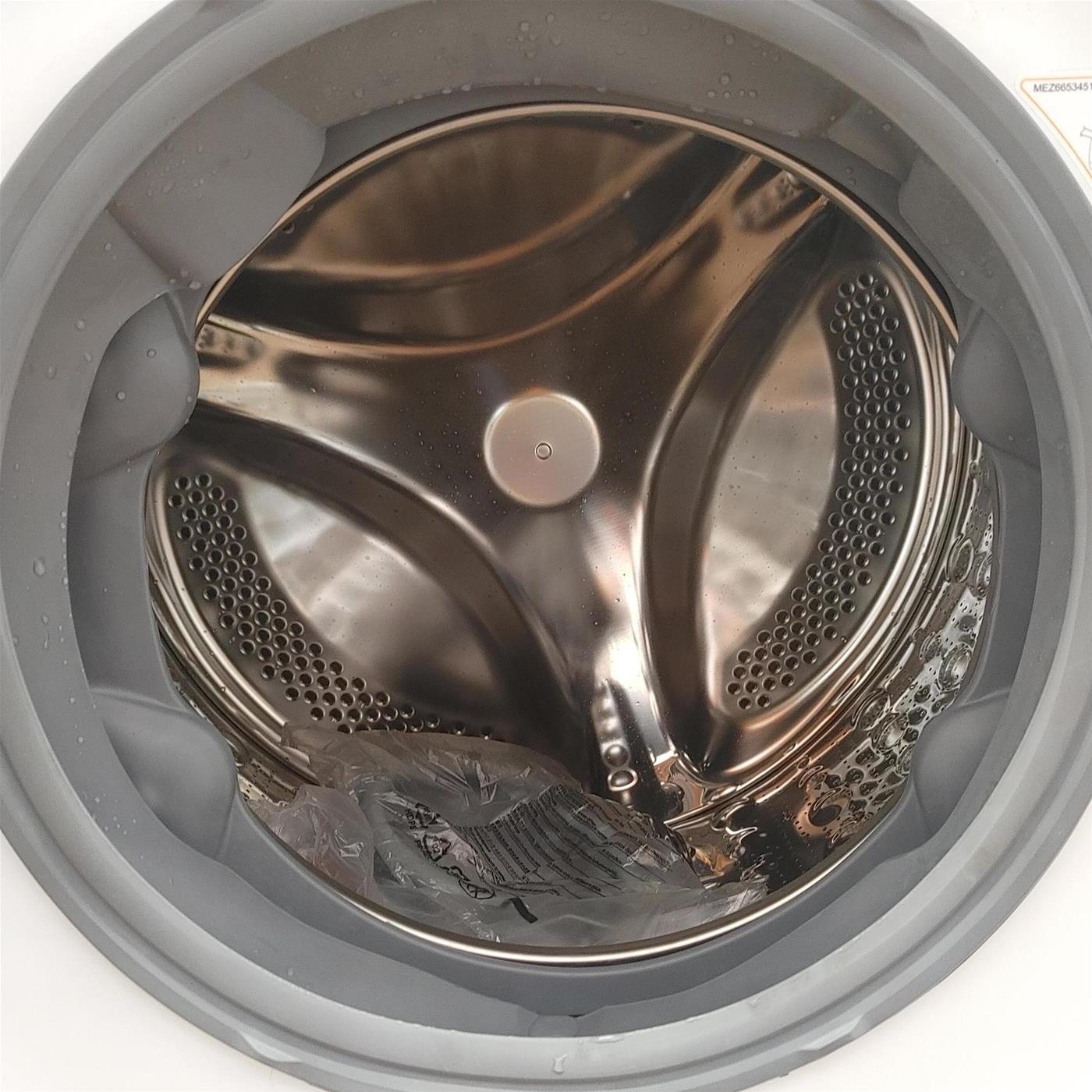 Lavatrice LG F4WV309SAE Carica frontale 9 kg 1400 Giri/min Bianco