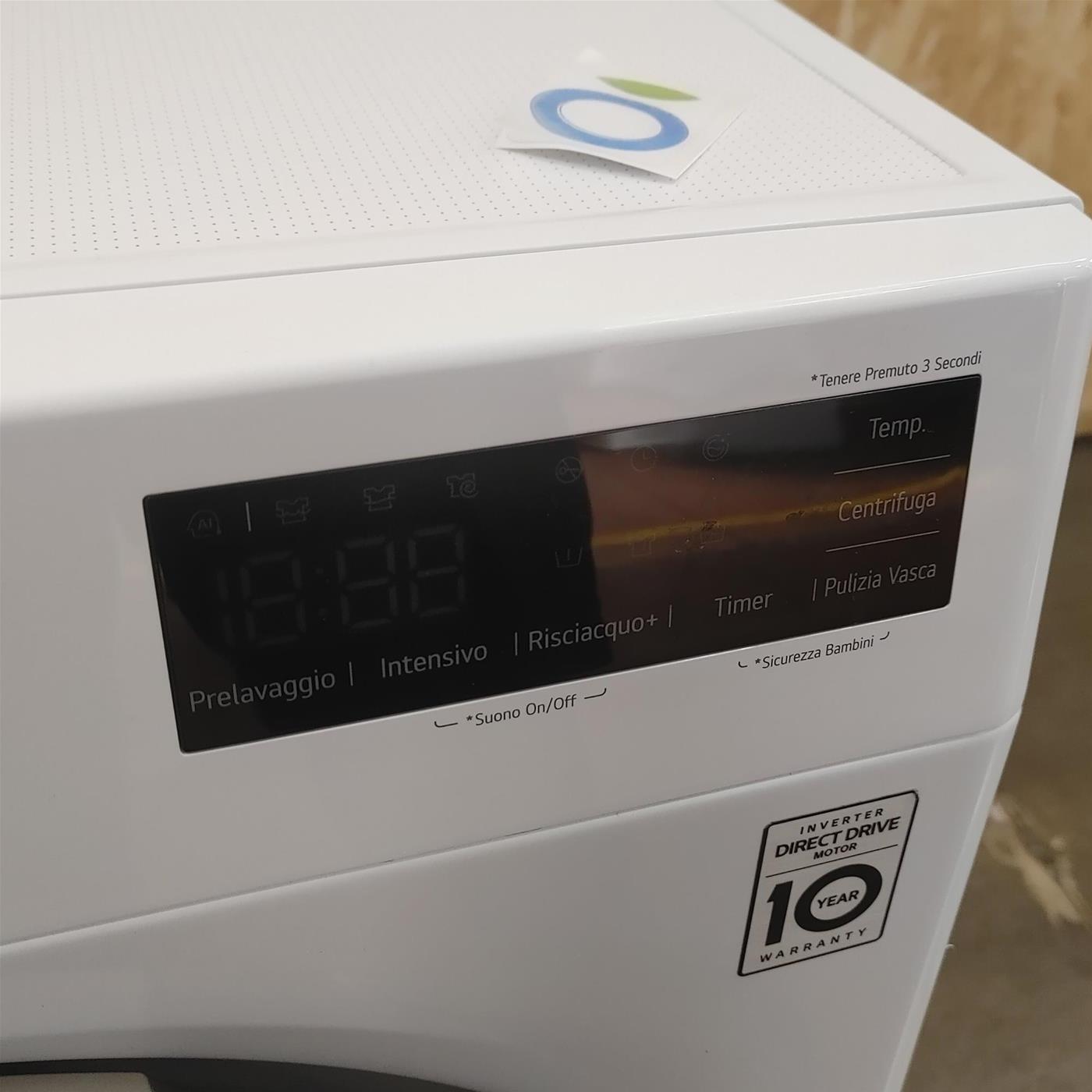 Lavatrice LG F4R3011NSWB Carica frontale 11 kg 1400 Giri/min Bianco