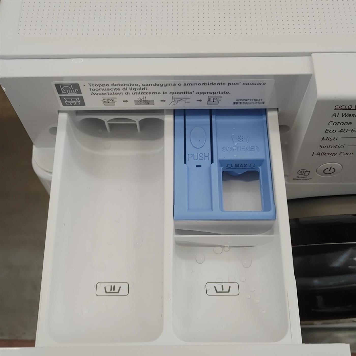 Lavatrice LG F4R3011NSWB Carica frontale 11 kg 1400 Giri/min Bianco