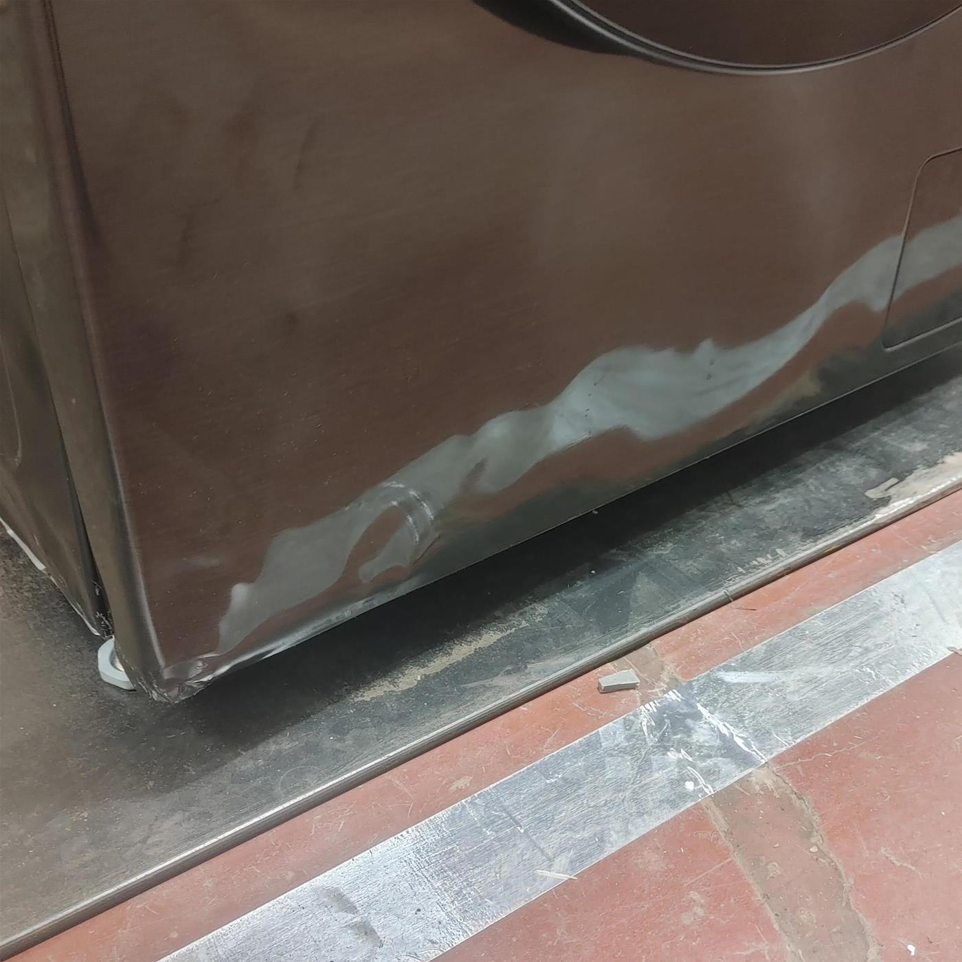 Lavasciuga LG WT1210BBTN1 Libera installazione Caricamento frontale Nero A