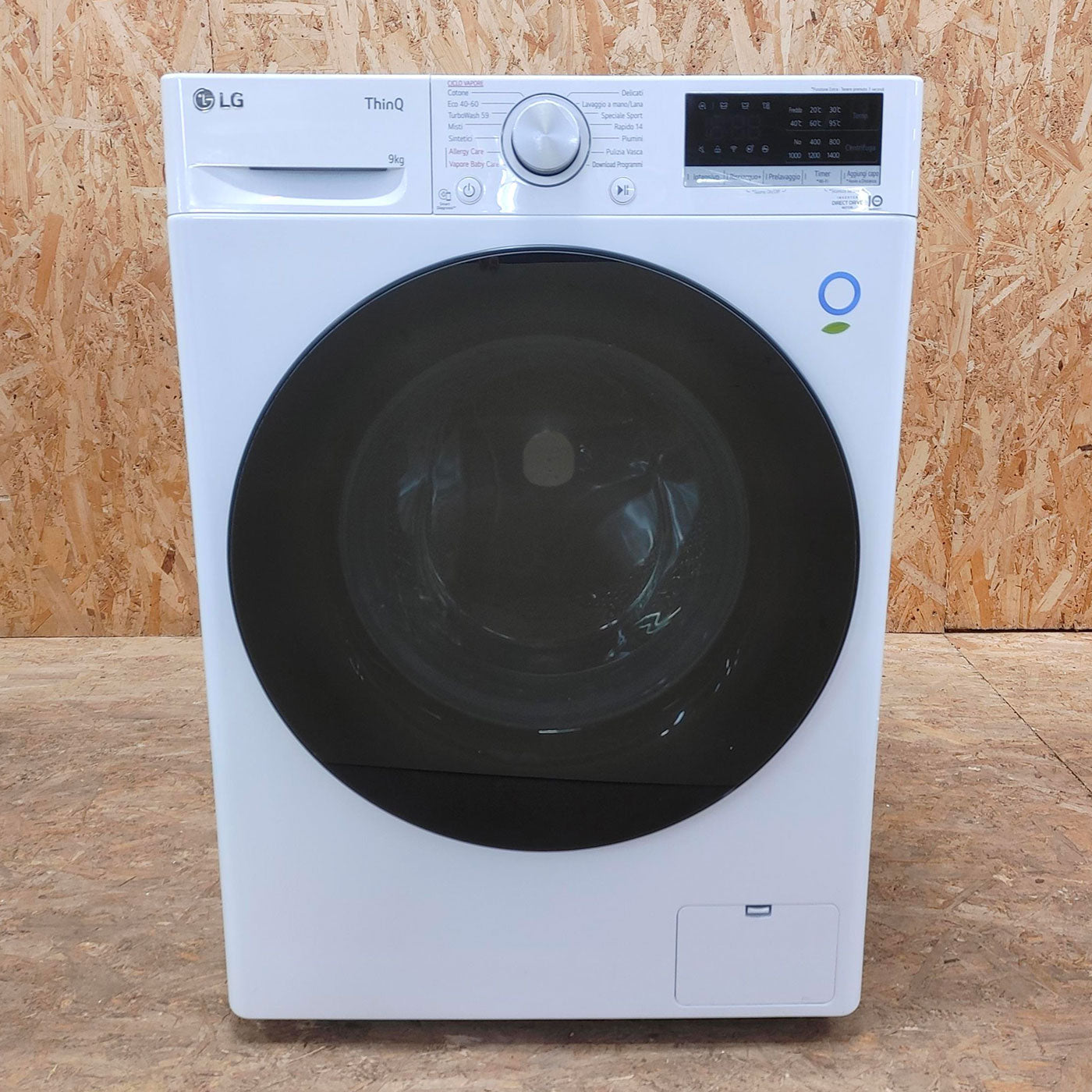 Lavatrice LG F4WV509SAE Carica frontale 9 kg 1400 Giri/min Bianco