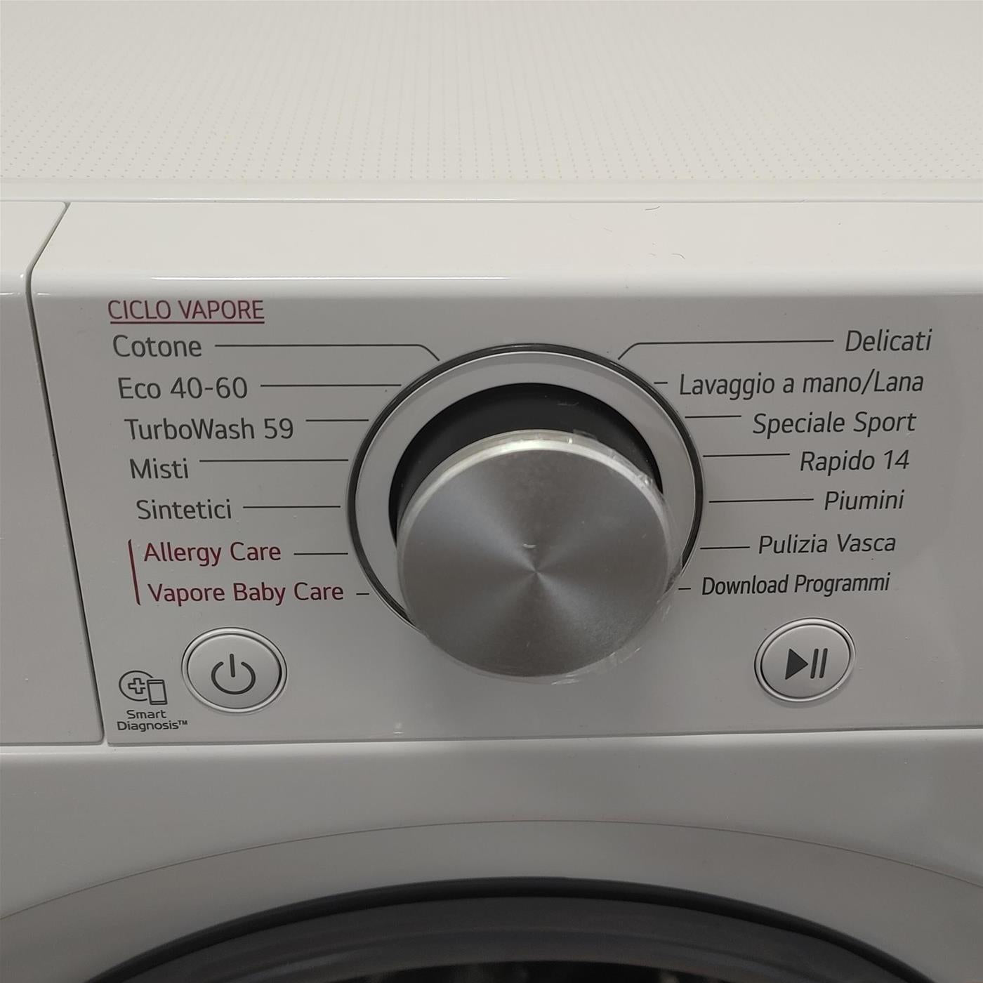 Lavatrice LG F4WV509SAE Carica frontale 9 kg 1400 Giri/min Bianco