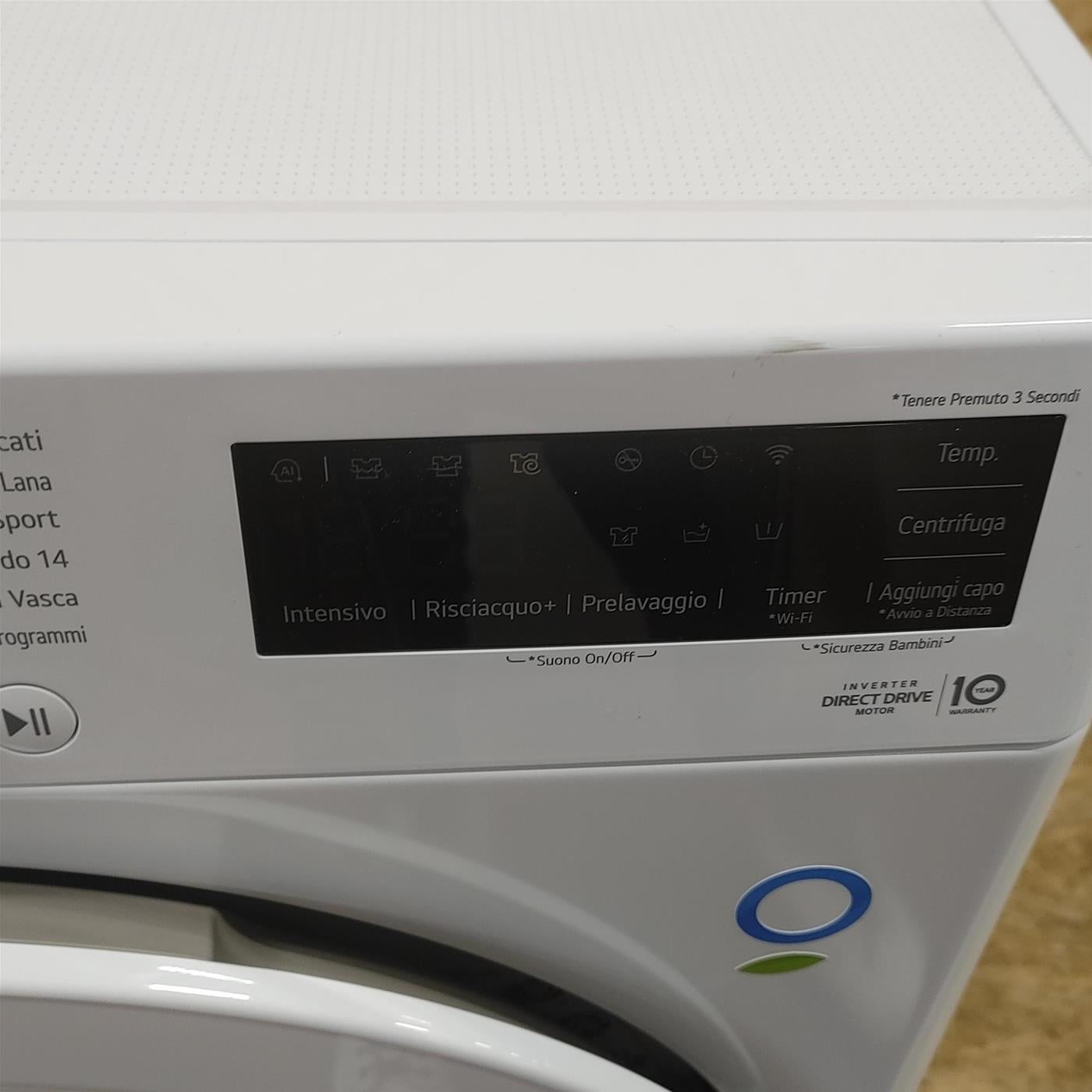 Lavatrice LG F2WV308NEW3 Carica frontale 8,5 kg 1200 Giri/min Bianco