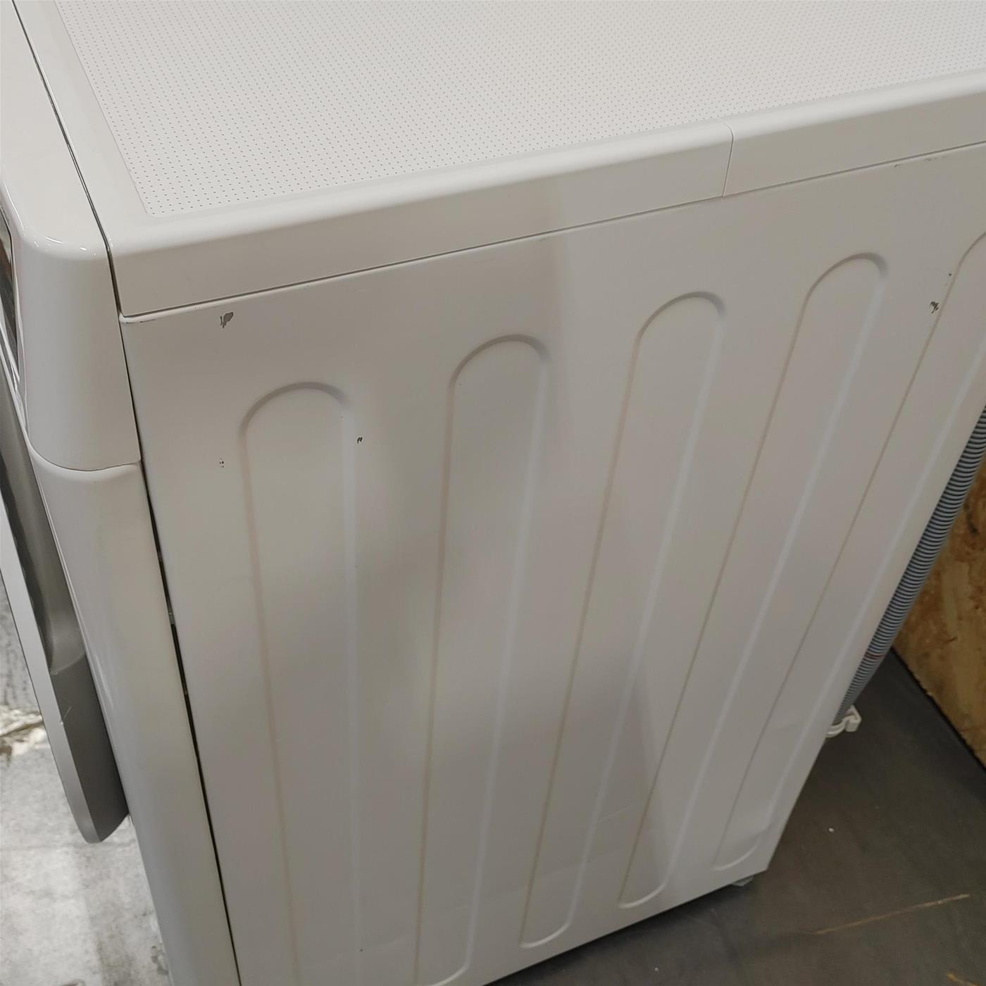 Lavatrice LG F4WV510S1E Caricamento frontale 10,5 kg 1400 Giri/min Bianco