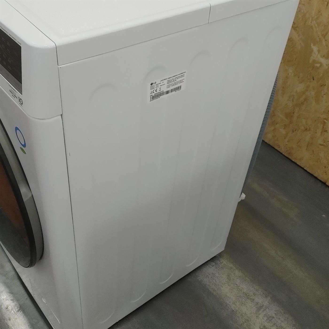 LG F4WV510SAE lavatrice Caricamento frontale 10 kg 1400 Giri/min A Bianco