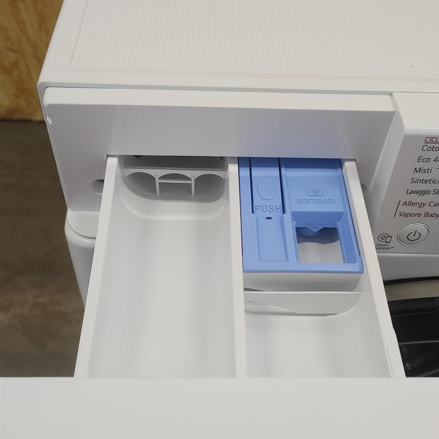 Lavatrice LG F4R3011NSWW Carica frontale 11 kg 1400 giri Bianco