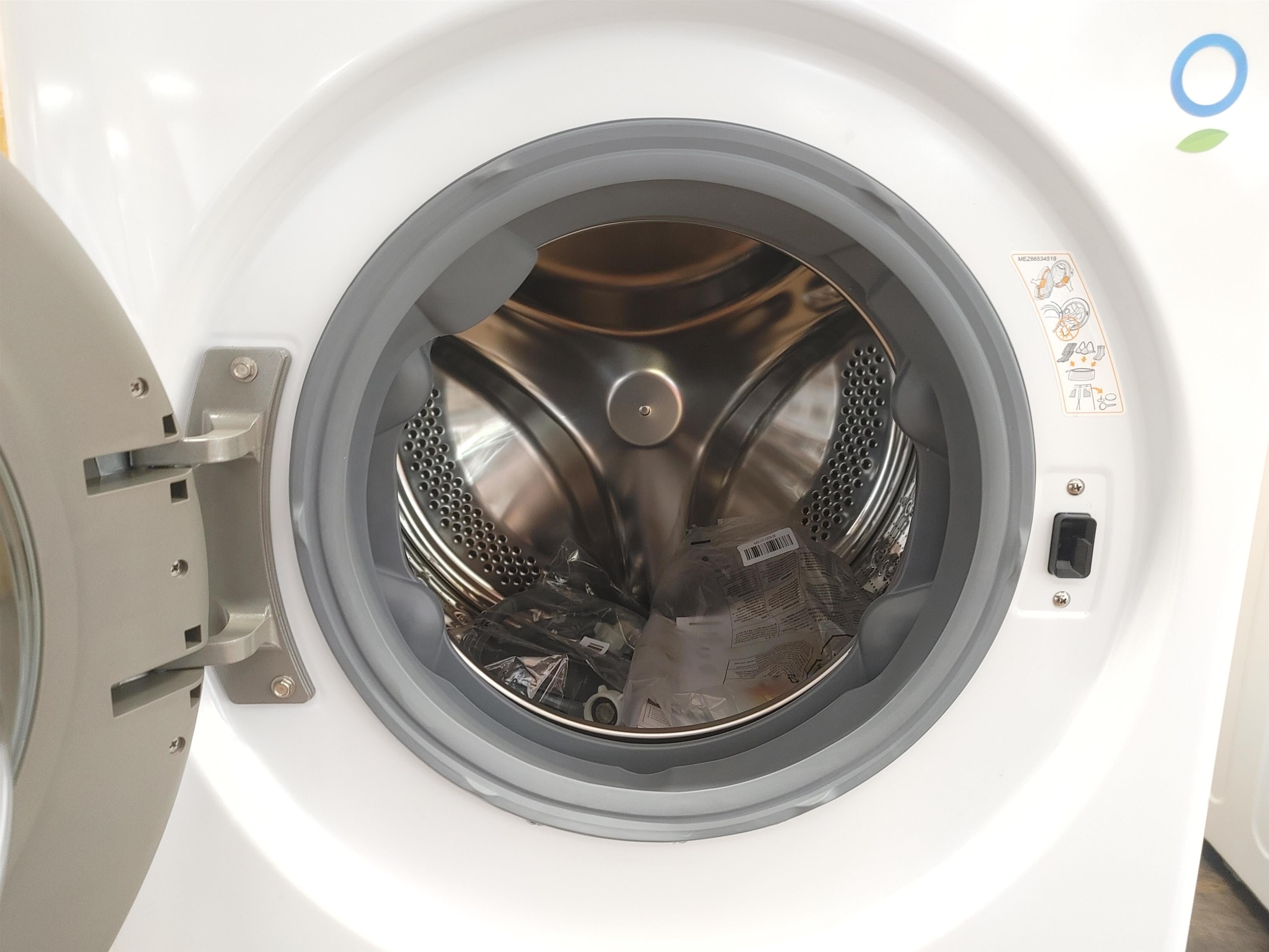 Lavatrice LG F4R9009TPWC Carica frontale 9 kg 1400 Giri/min Bianco