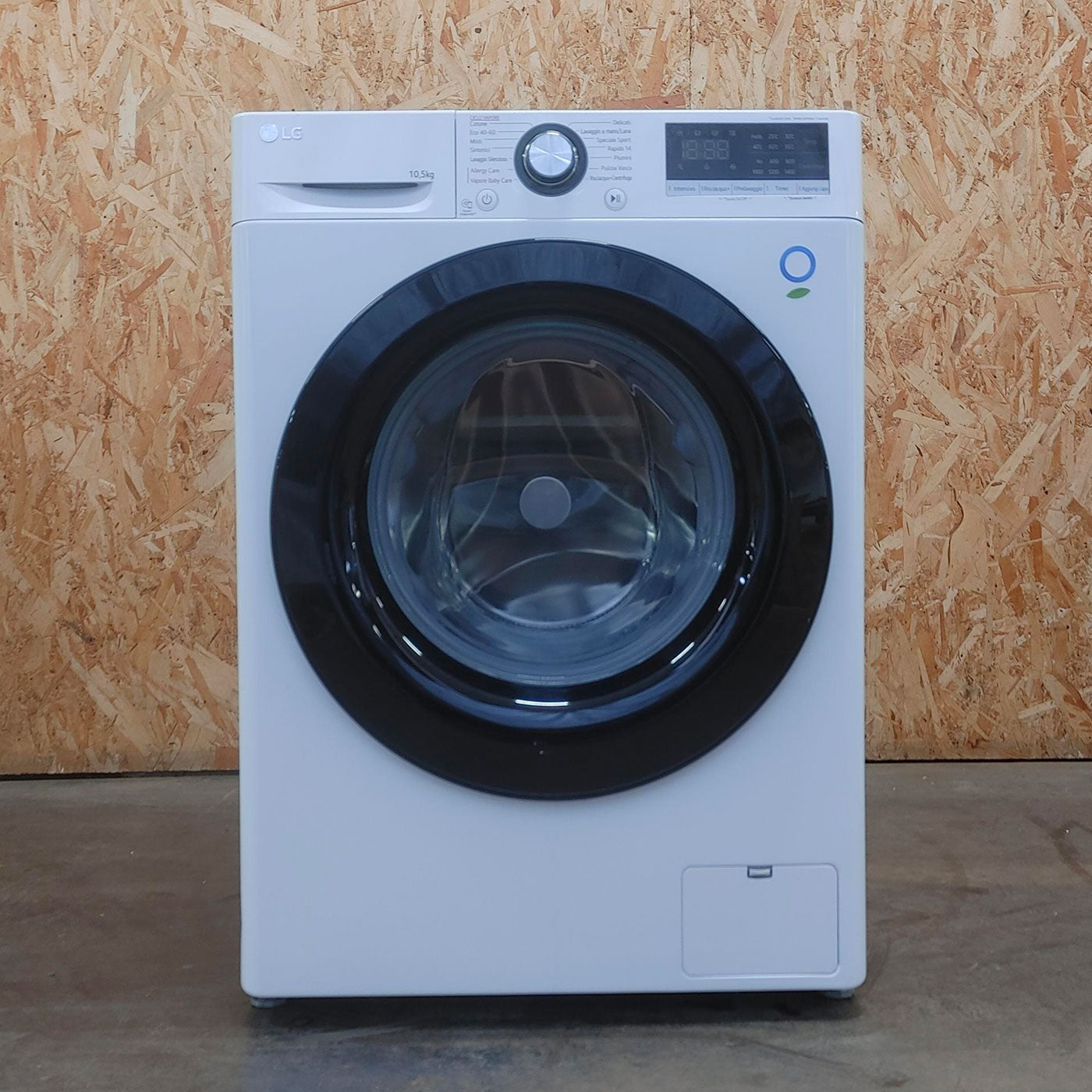 LG F4WV310SAE lavatrice Caricamento frontale 10,5 kg 1400 Giri/min A Bianco