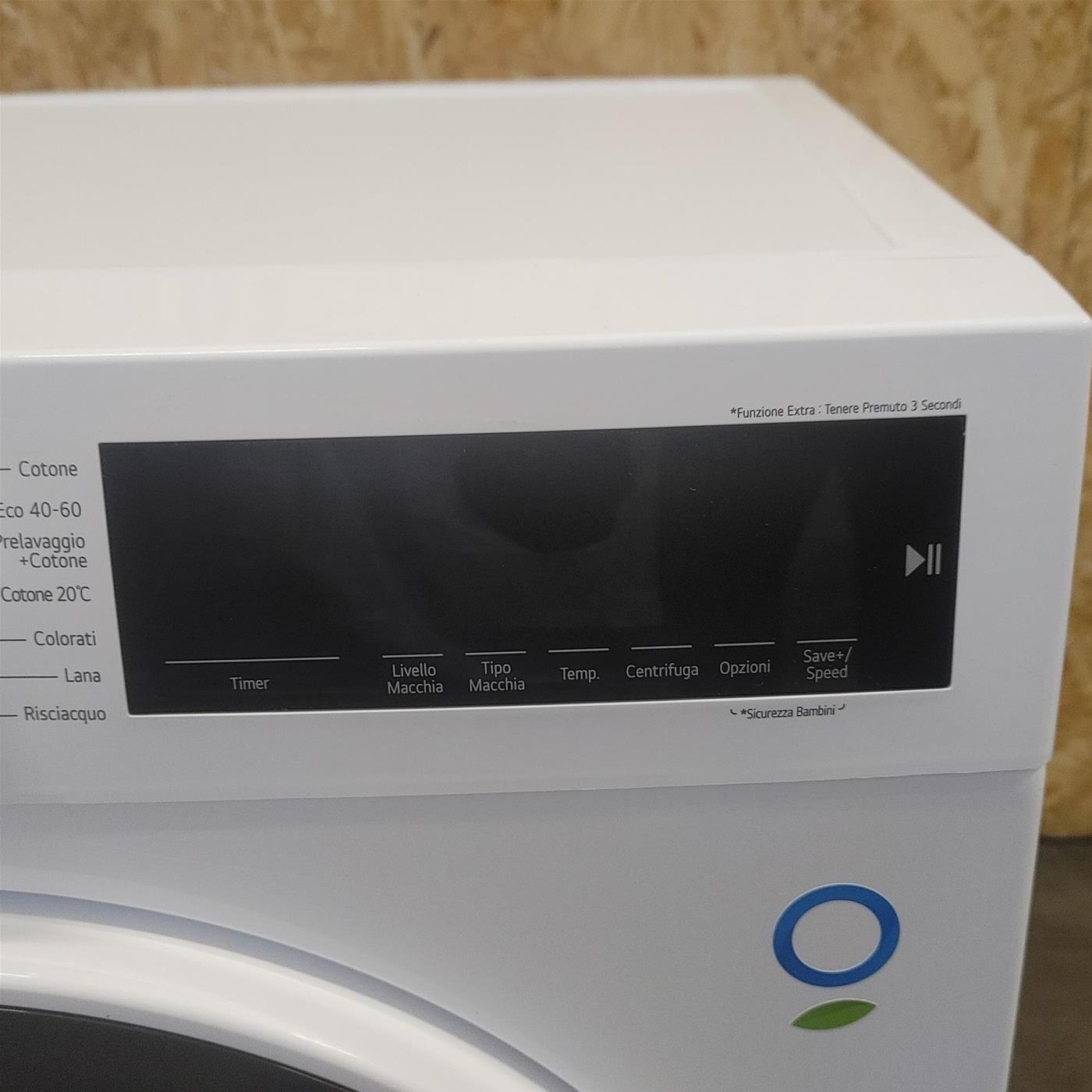 Lavatrice LG F2WM308S0E Carica frontale 8 kg 1200 giri Bianco