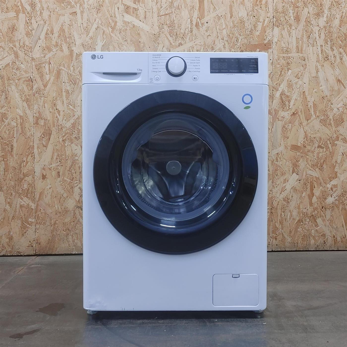 Lavatrice LG F4R3013NSWB Carica frontale 13 kg 1400 Giri/min Bianco