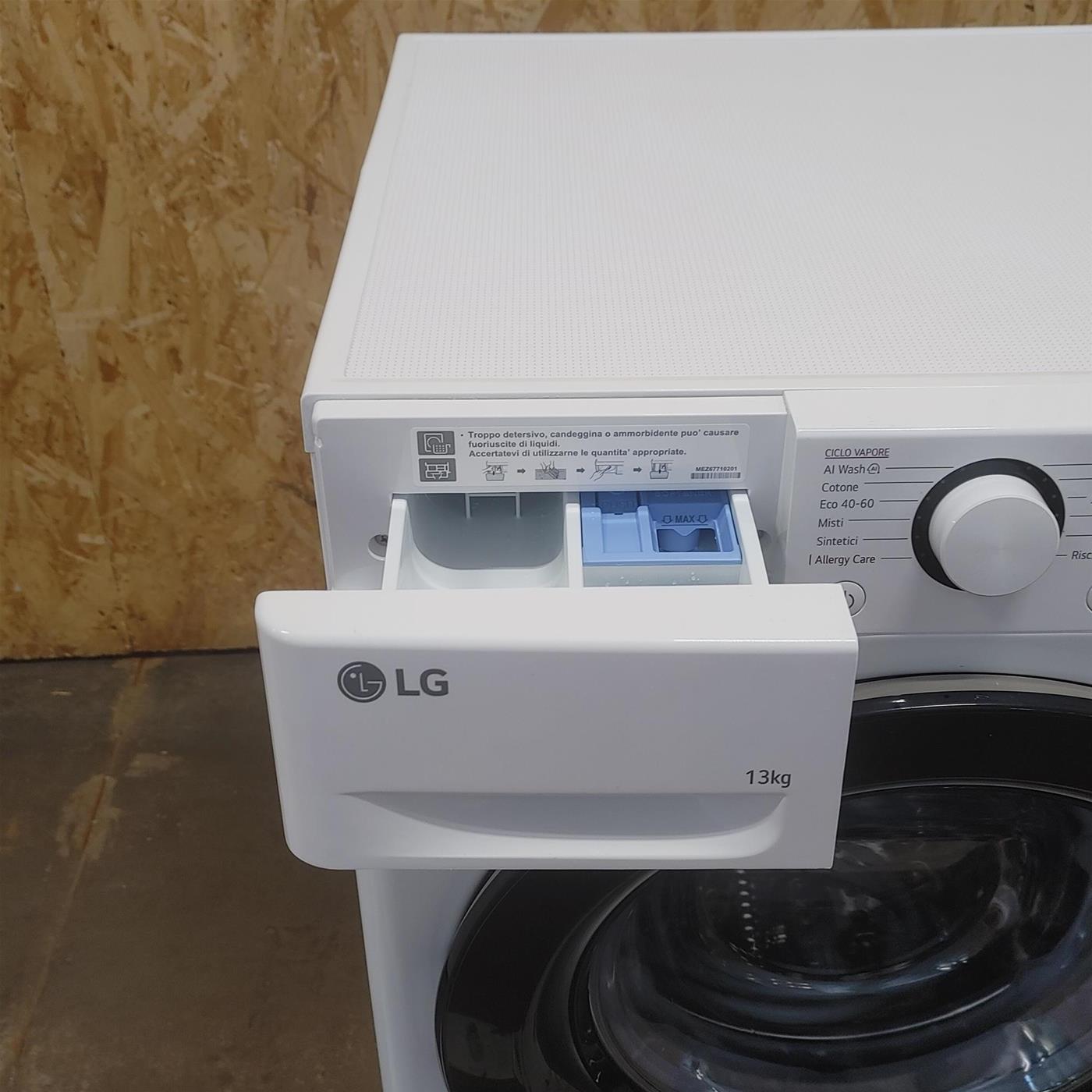 Lavatrice LG F4R3013NSWB Carica frontale 13 kg 1400 Giri/min Bianco