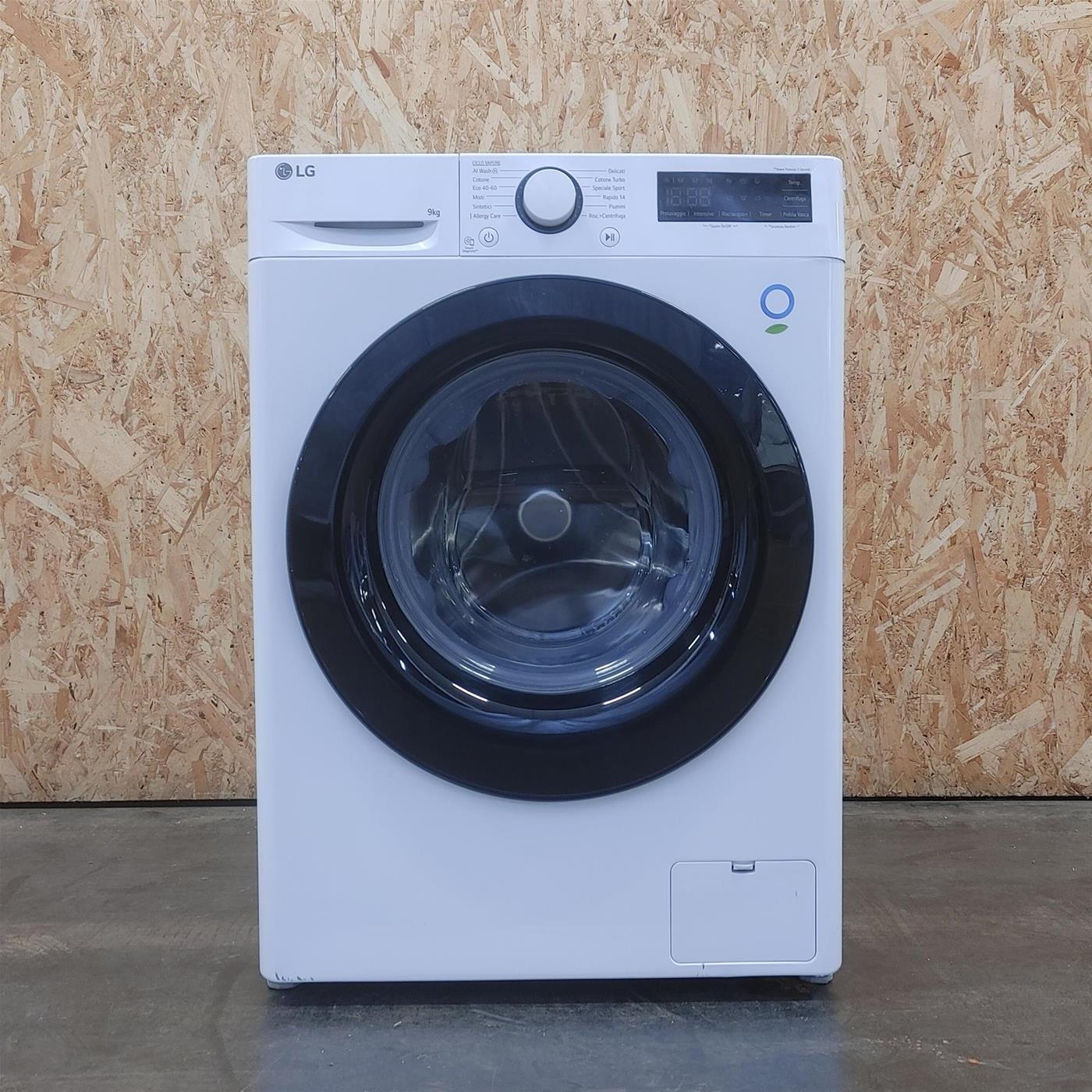 Lavatrice LG F2R3S09NSWB Carica frontale 9 kg 1200 giri Bianco