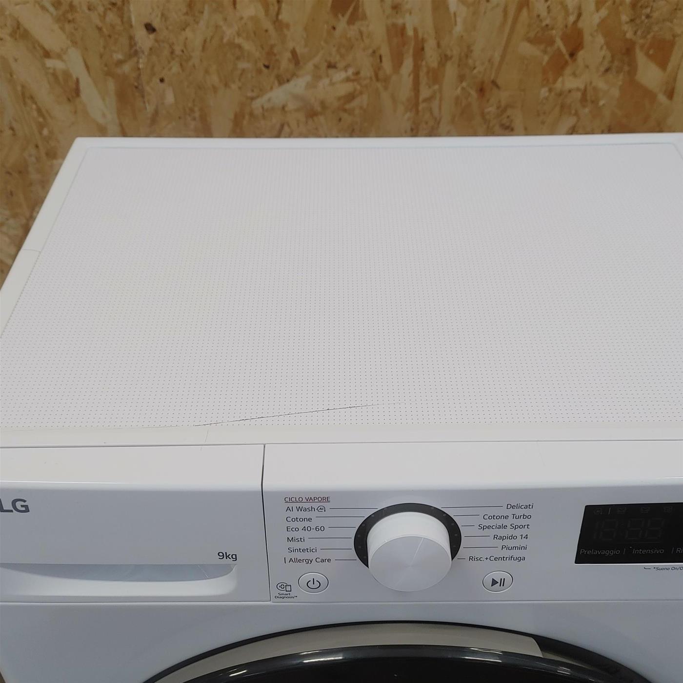 Lavatrice LG F2R3S09NSWB Carica frontale 9 kg 1200 giri Bianco