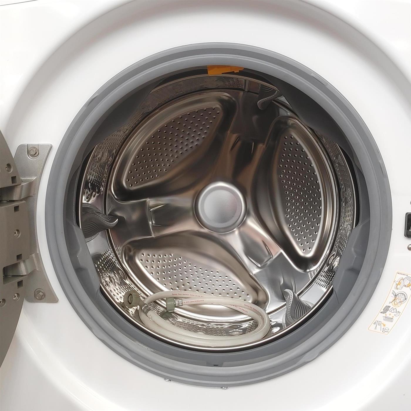 Lavatrice LG F1P1CY2W Carica frontale 17 kg 1100 Giri/min Bianco