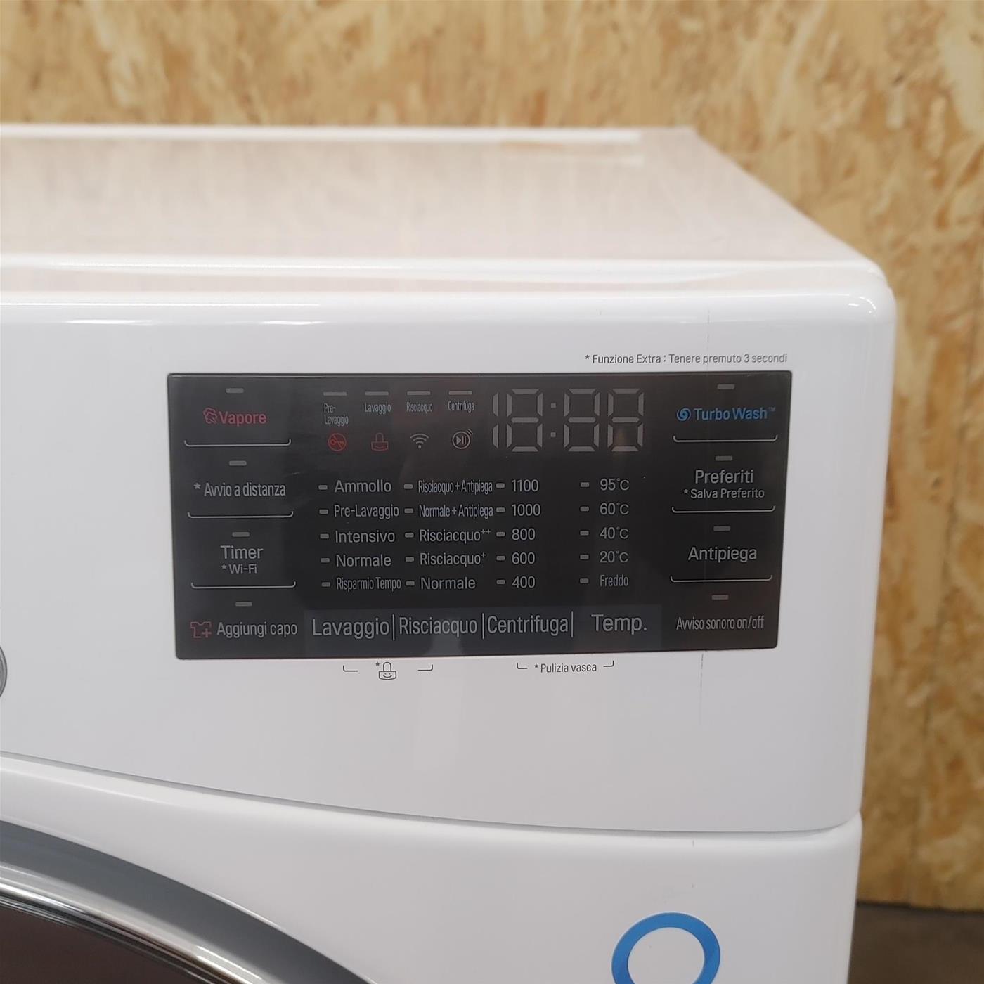 Lavatrice LG F1P1CY2W Carica frontale 17 kg 1100 Giri/min Bianco