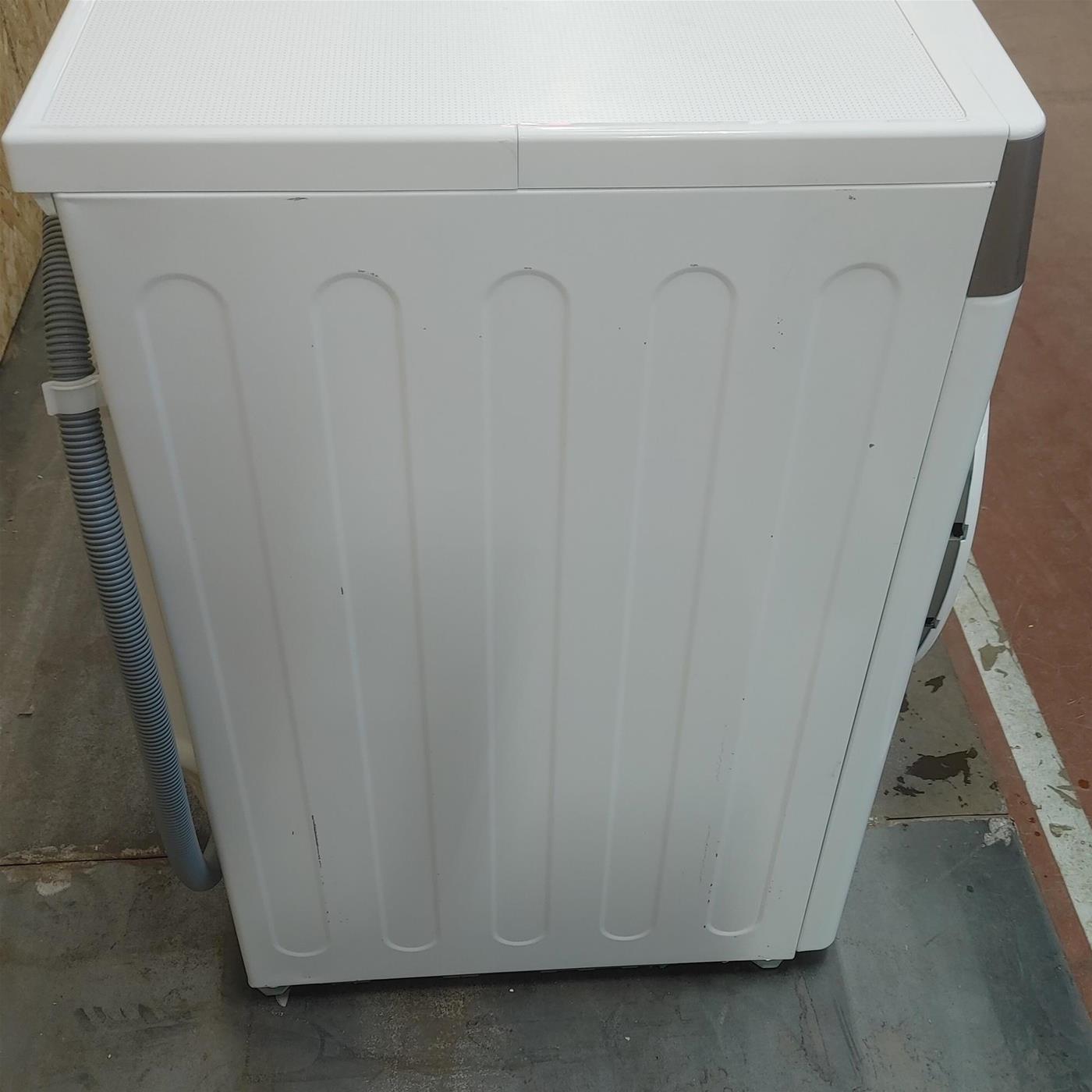 Lavatrice LG F2R3S08NSWB Carica frontale 8 kg 1200 giri Bianco