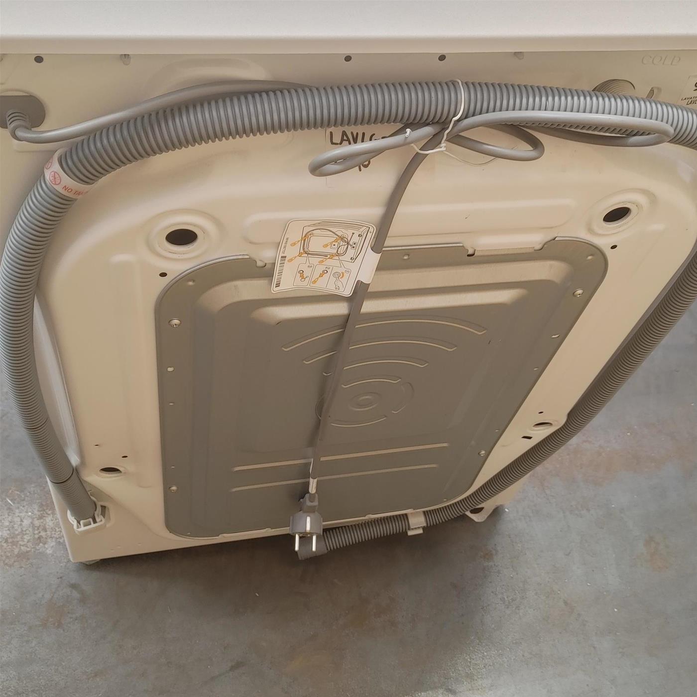 Lavatrice LG F2R3S09NSWB Carica frontale 9 kg 1200 giri Bianco