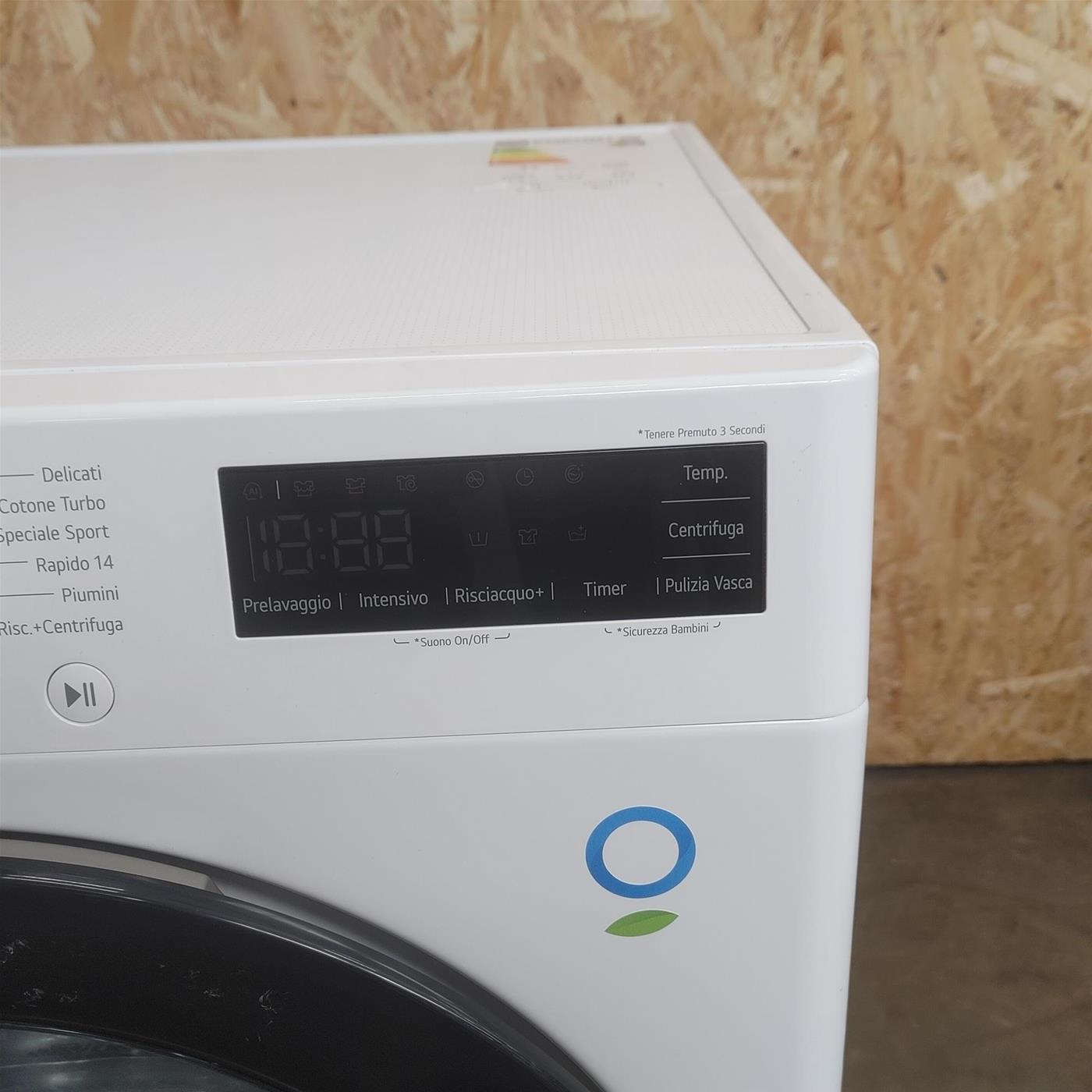 Lavatrice LG F4R3011NSWB Carica frontale 11 kg 1400 Giri/min Bianco