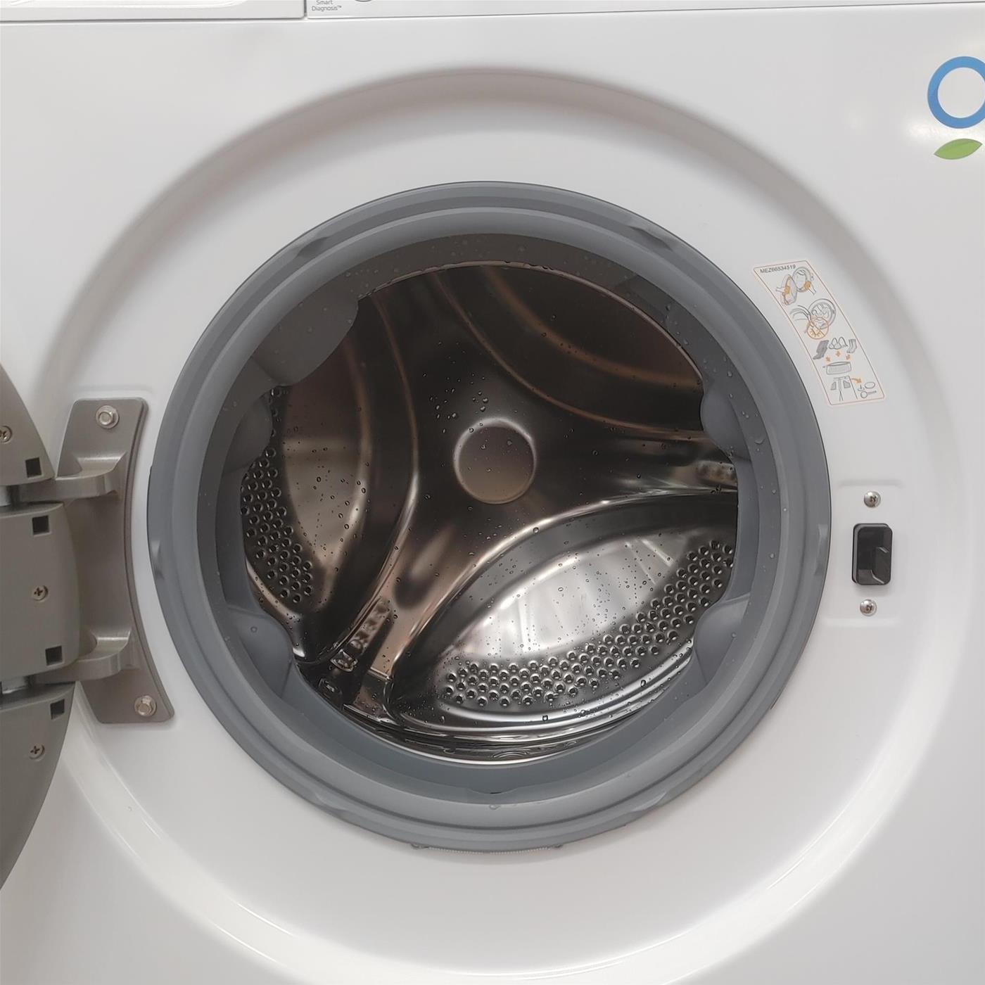 Lavatrice LG F4WV3008N3W Carica frontale 8 kg 1400 giri Bianco