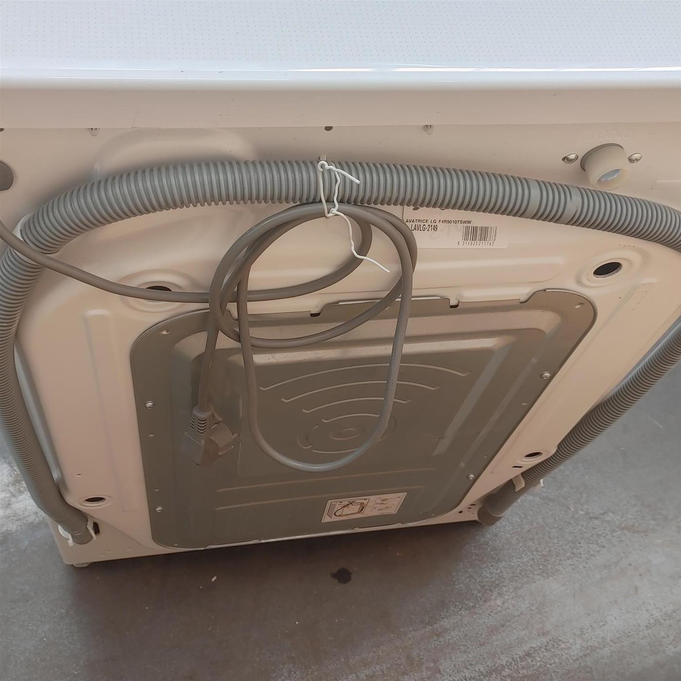 LG F4WV310SAE lavatrice Caricamento frontale 10,5 kg 1400 Giri/min A Bianco