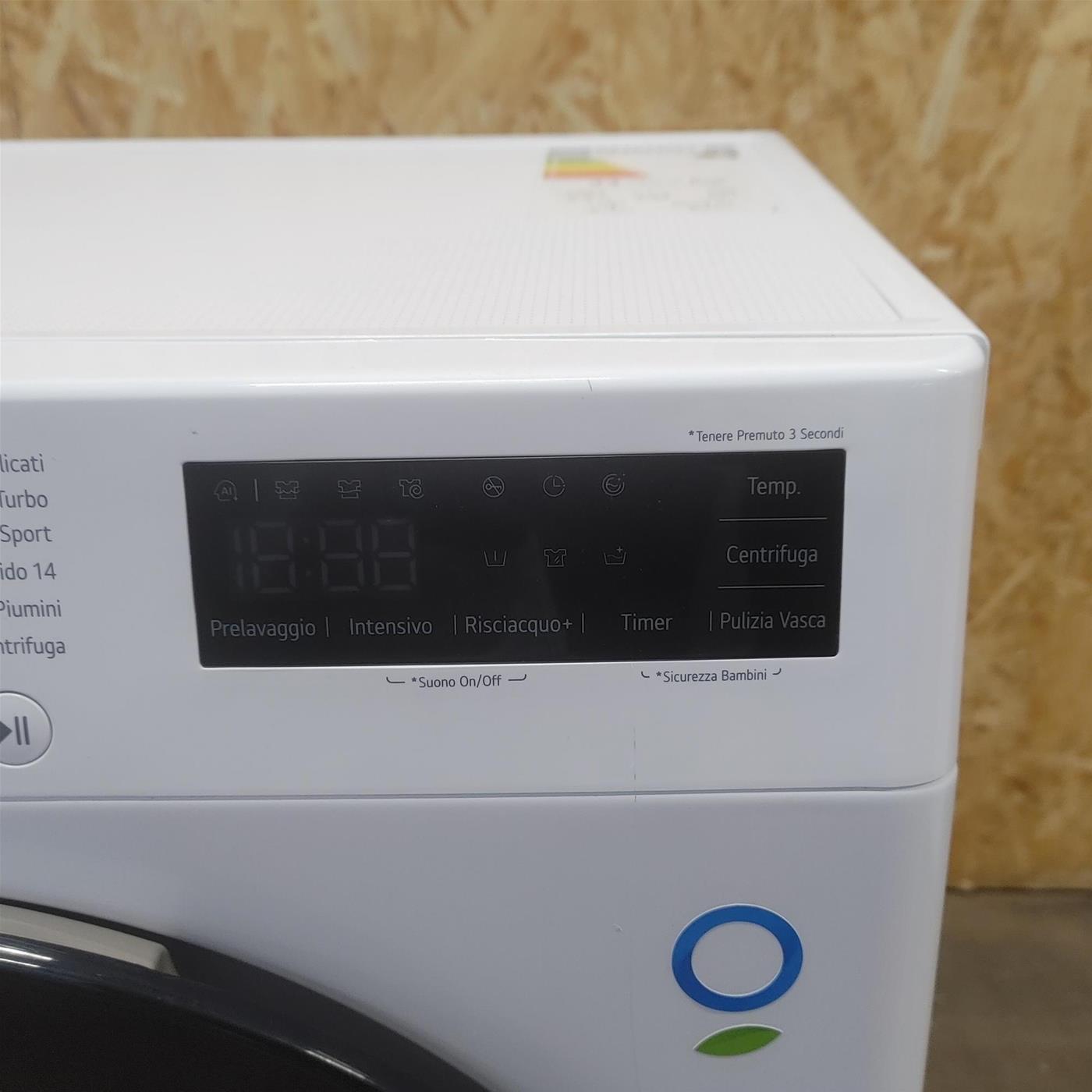 Lavatrice LG F4R3009NSWB Carica frontale 9 kg 1400 Giri/min Bianco