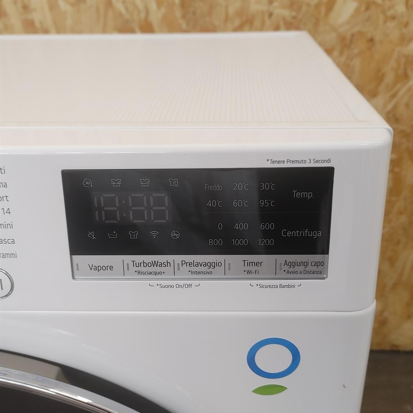 Lavatrice LG F2R7S09TSWC Carica frontale 9 kg 1200 giri Bianco