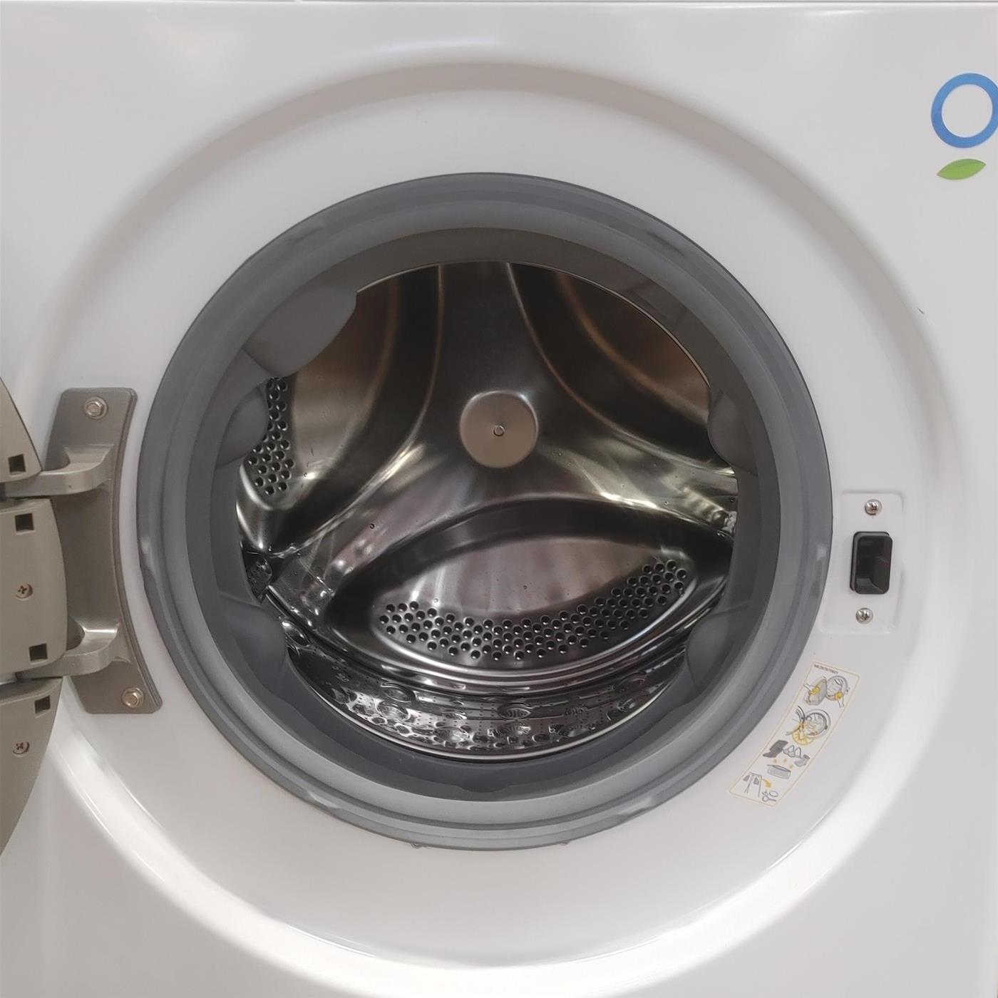 Lavatrice LG F4R3011NSWB Carica frontale 11 kg 1400 Giri/min Bianco