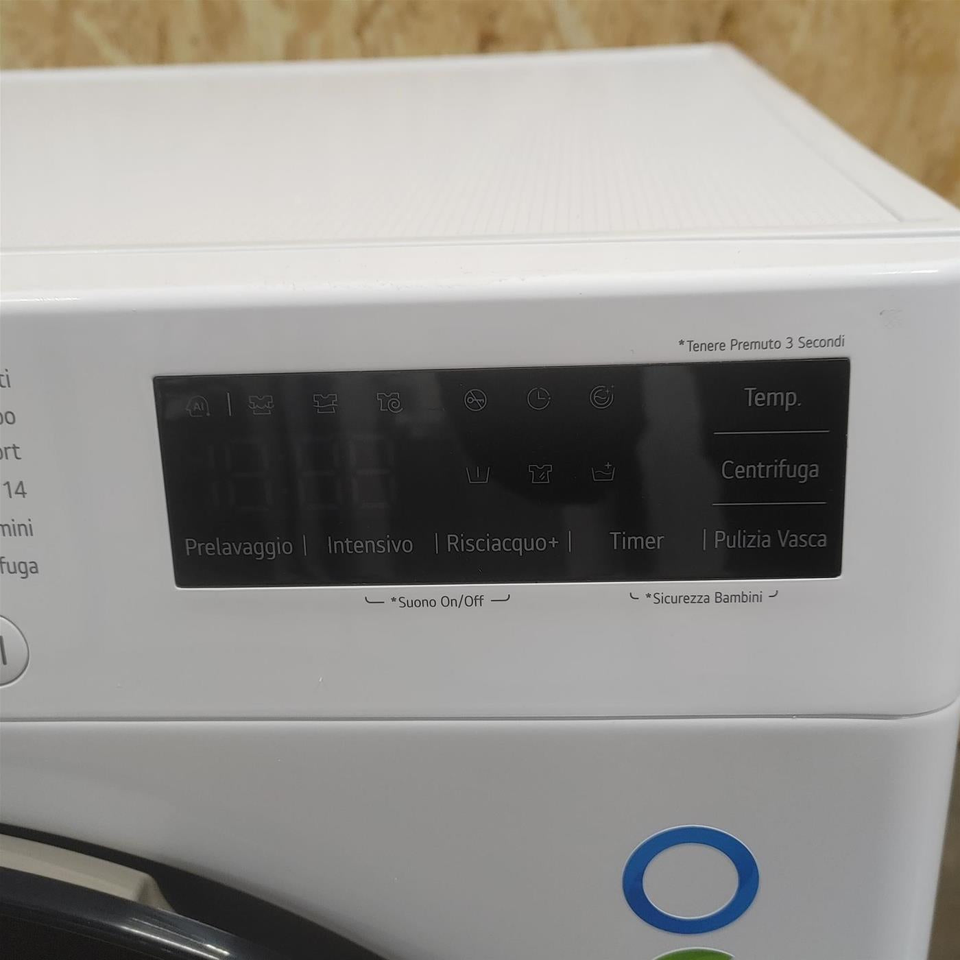 Lavatrice LG F4R3011NSWB Carica frontale 11 kg 1400 Giri/min Bianco