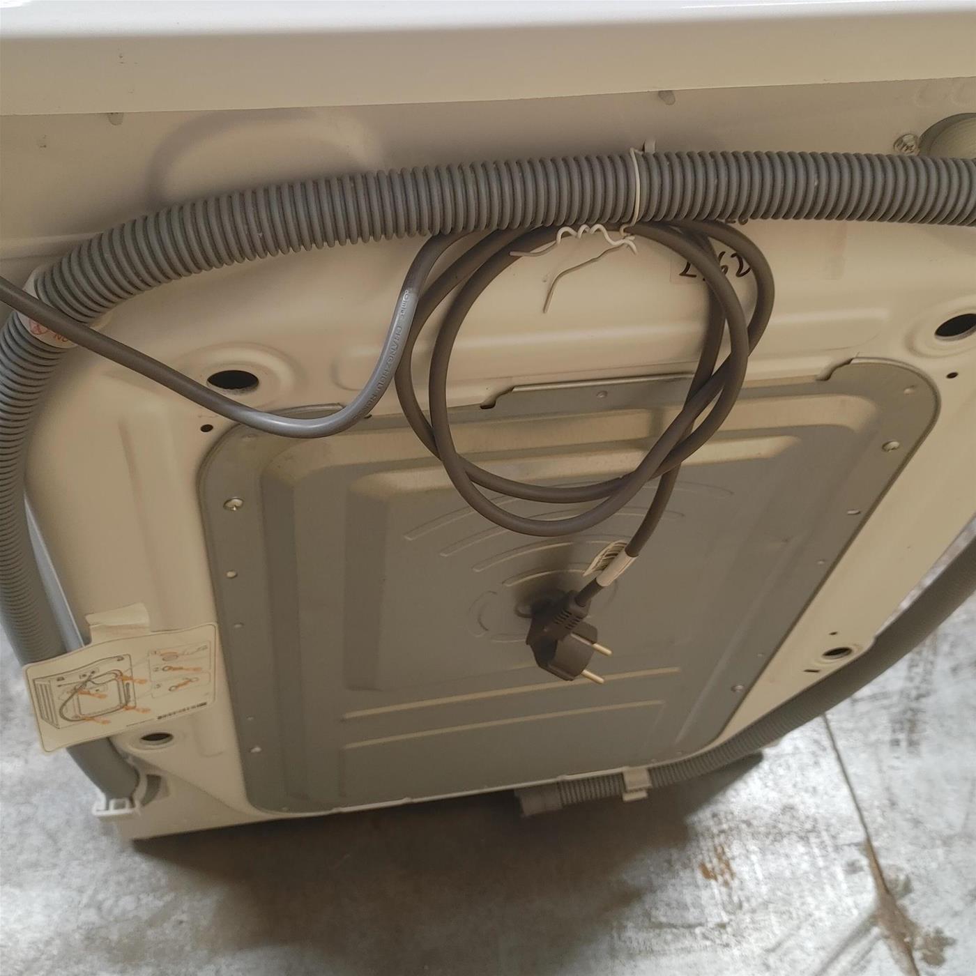 Lavatrice LG F4R3011NSWB Carica frontale 11 kg 1400 Giri/min Bianco